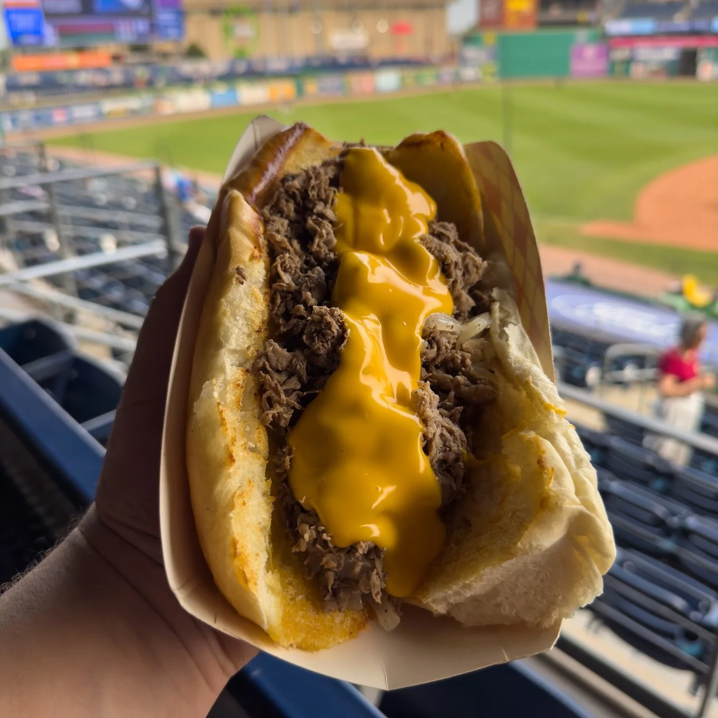 New England&rsquo;s best cheesesteak and @hartfordyardgoats baseball&hellip; name a better duo 🤤🔥 

We are at #DunkinDonutsPark on the third baseline with iur fan-favorite cheesesteak WHILE SUPPLIES LAST! We usually sell out by the second or third 