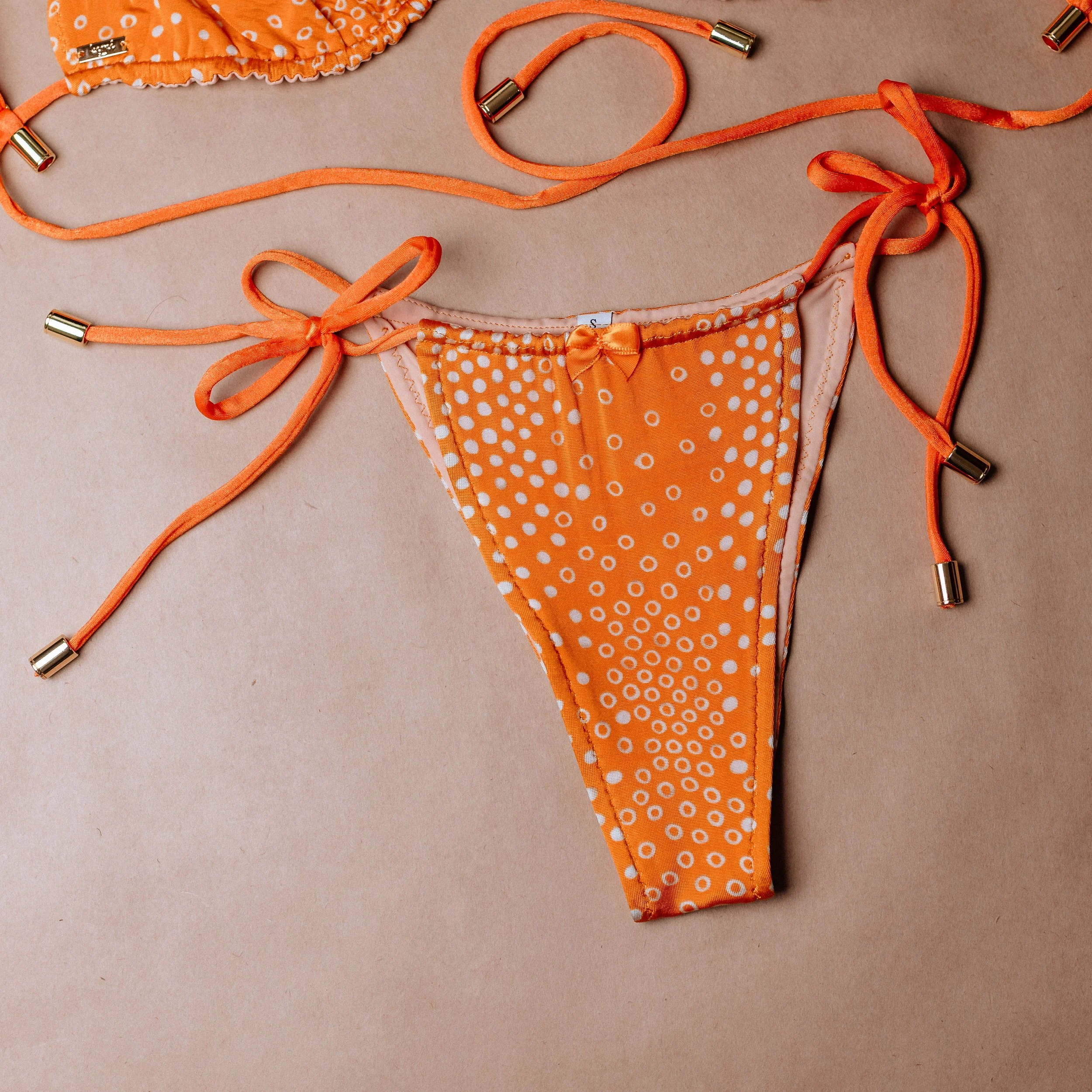 readytowear-100.jpg