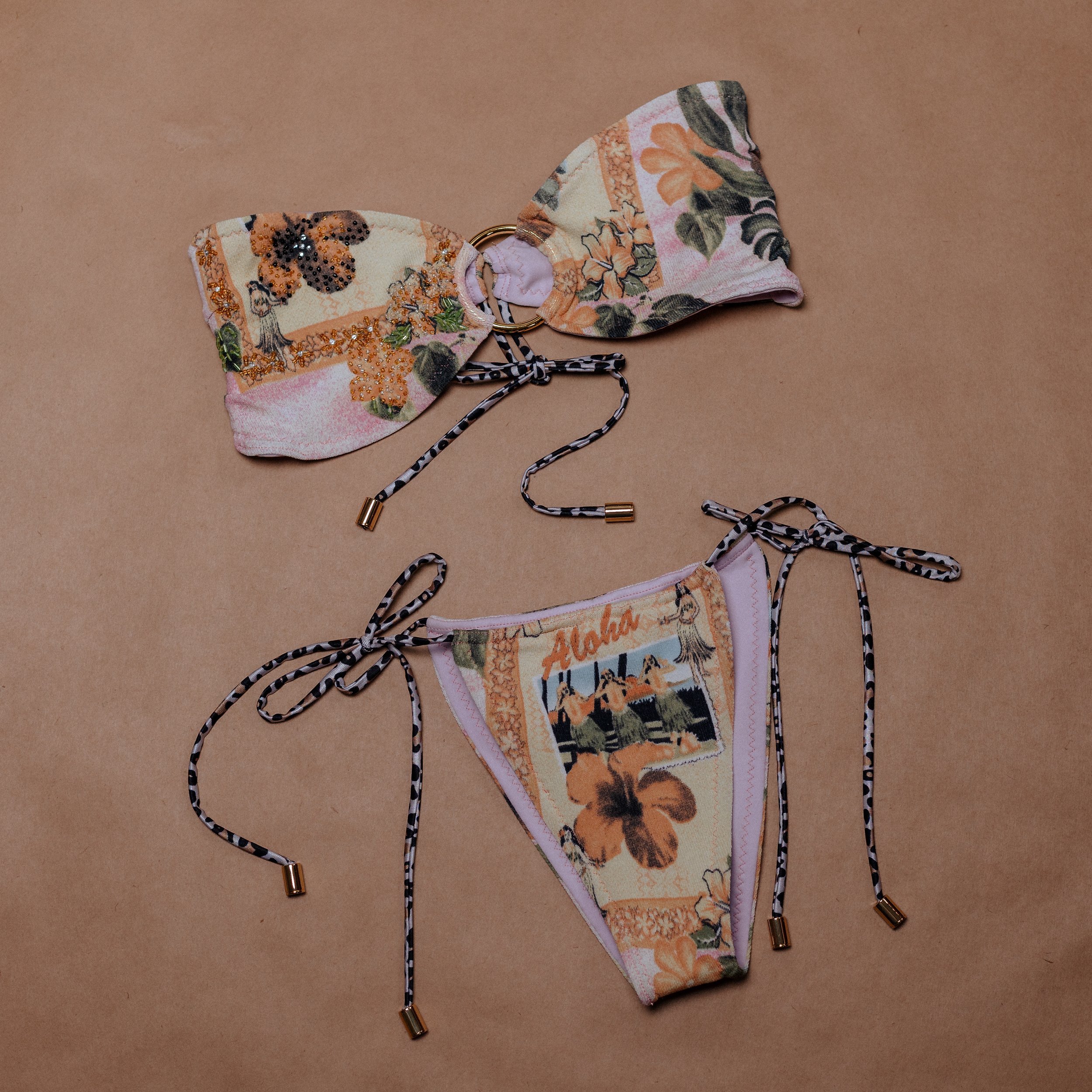 luna & ezra in vintage hawaiian print - M top - S bottoms