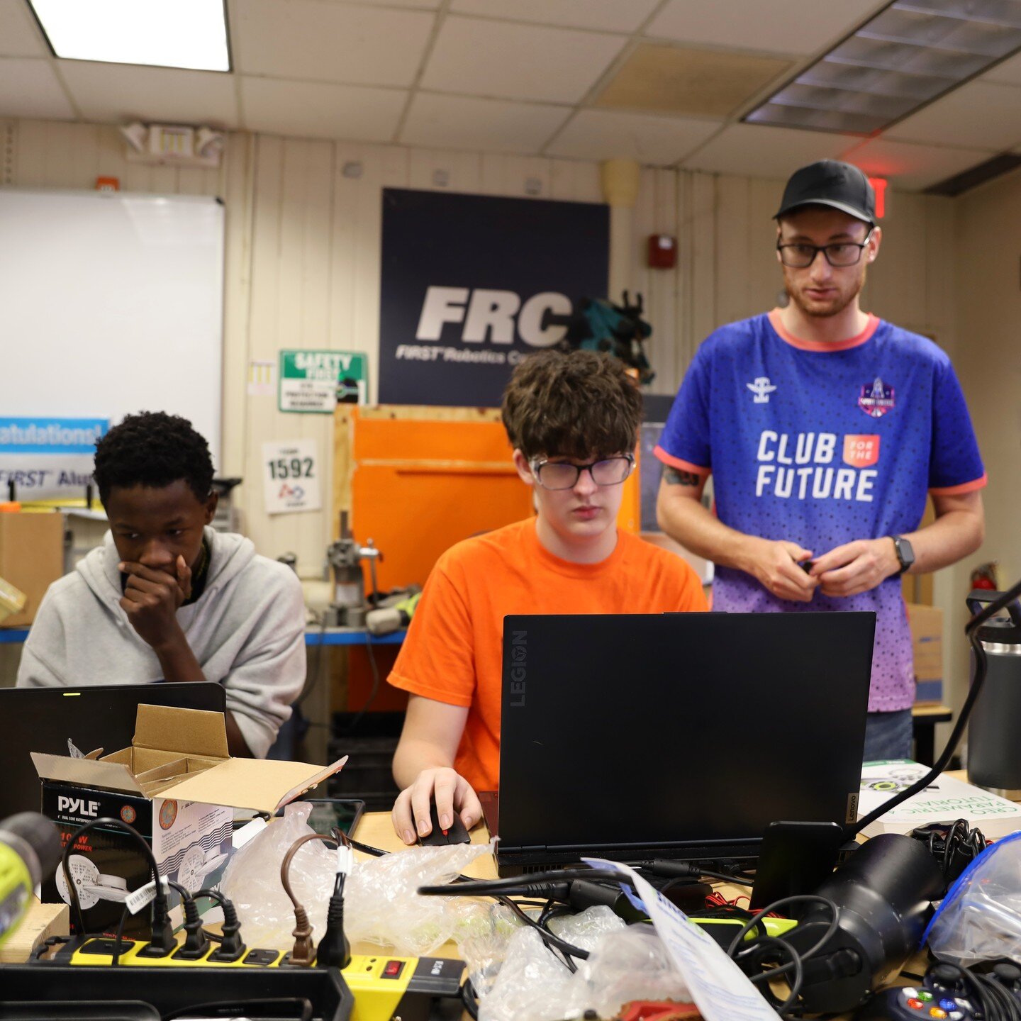 The Bionic Tigers are hard at work on some great summer projects to get ready for the upcoming competition season. Can't wait to show off our new work benches in the pits! Check us out at bionictigers.org!