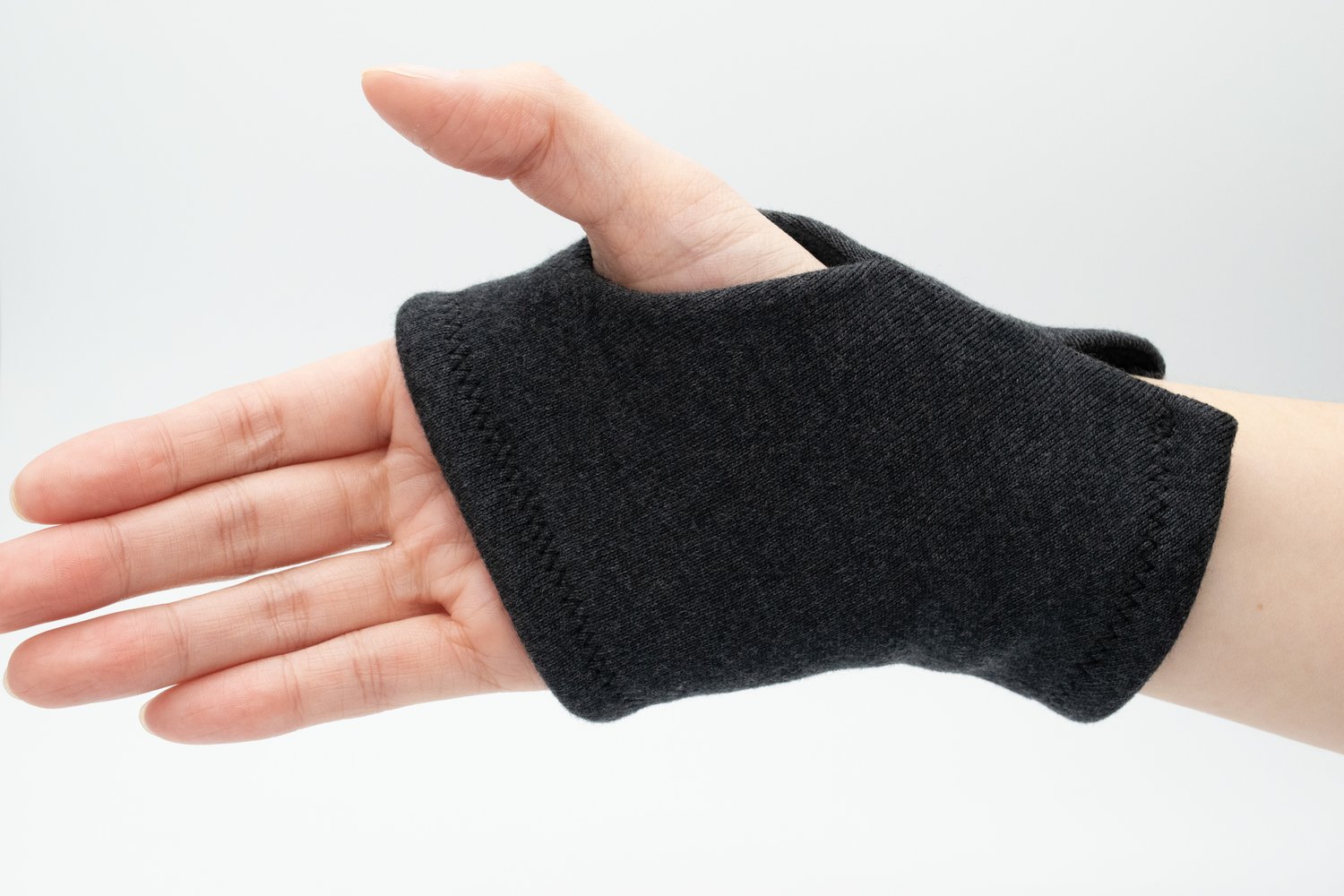 Basic Fleece-Lined Gloves, Charcoal Heather — Refiber Designs