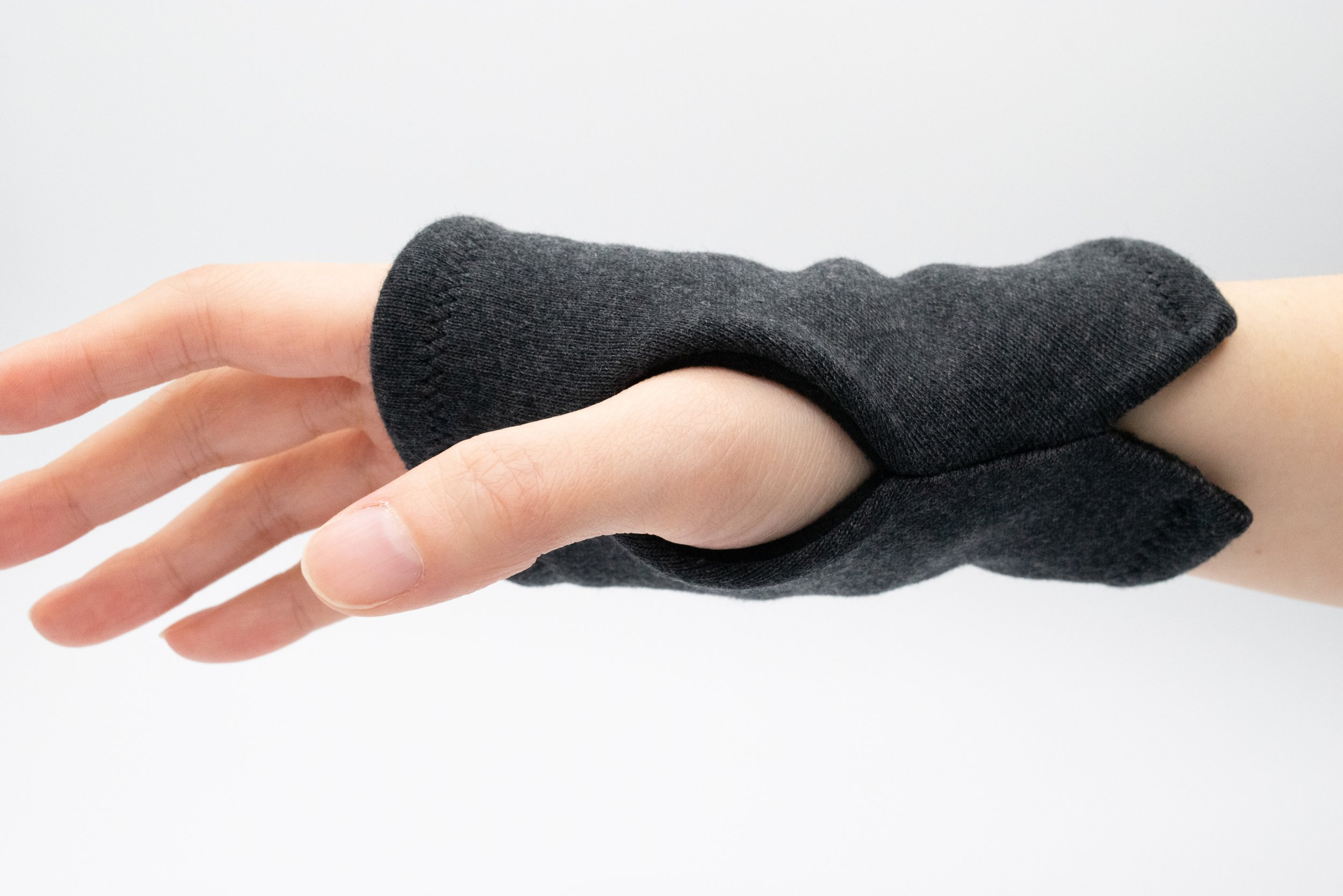 fingerless-gloves-for-work-gaming-coding