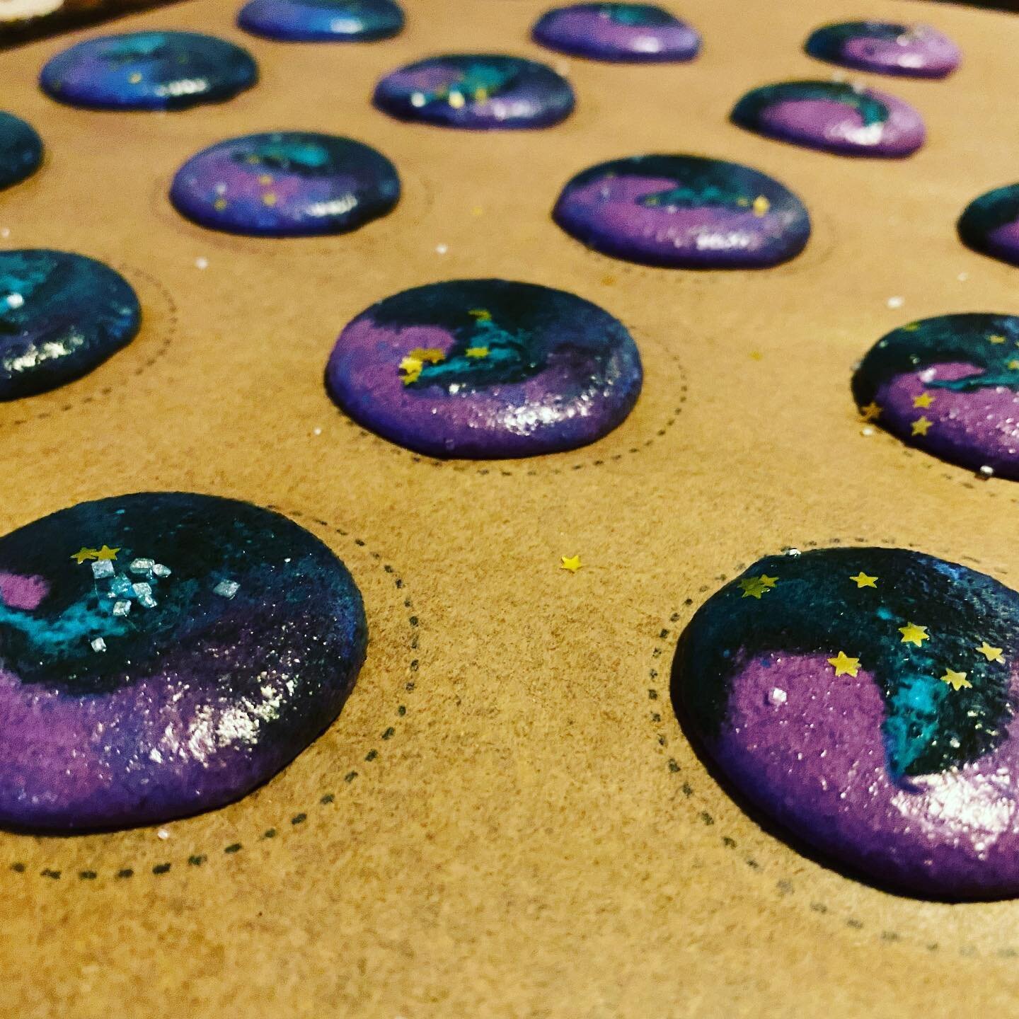 We&rsquo;re going on another trip around the solar system next Friday with these Star macarons at the @msaannex Summer Night Market 💫 #macarons #galaxy #thestar #frenchmacarons #macaronstagram #moxie #moxieandsassafras