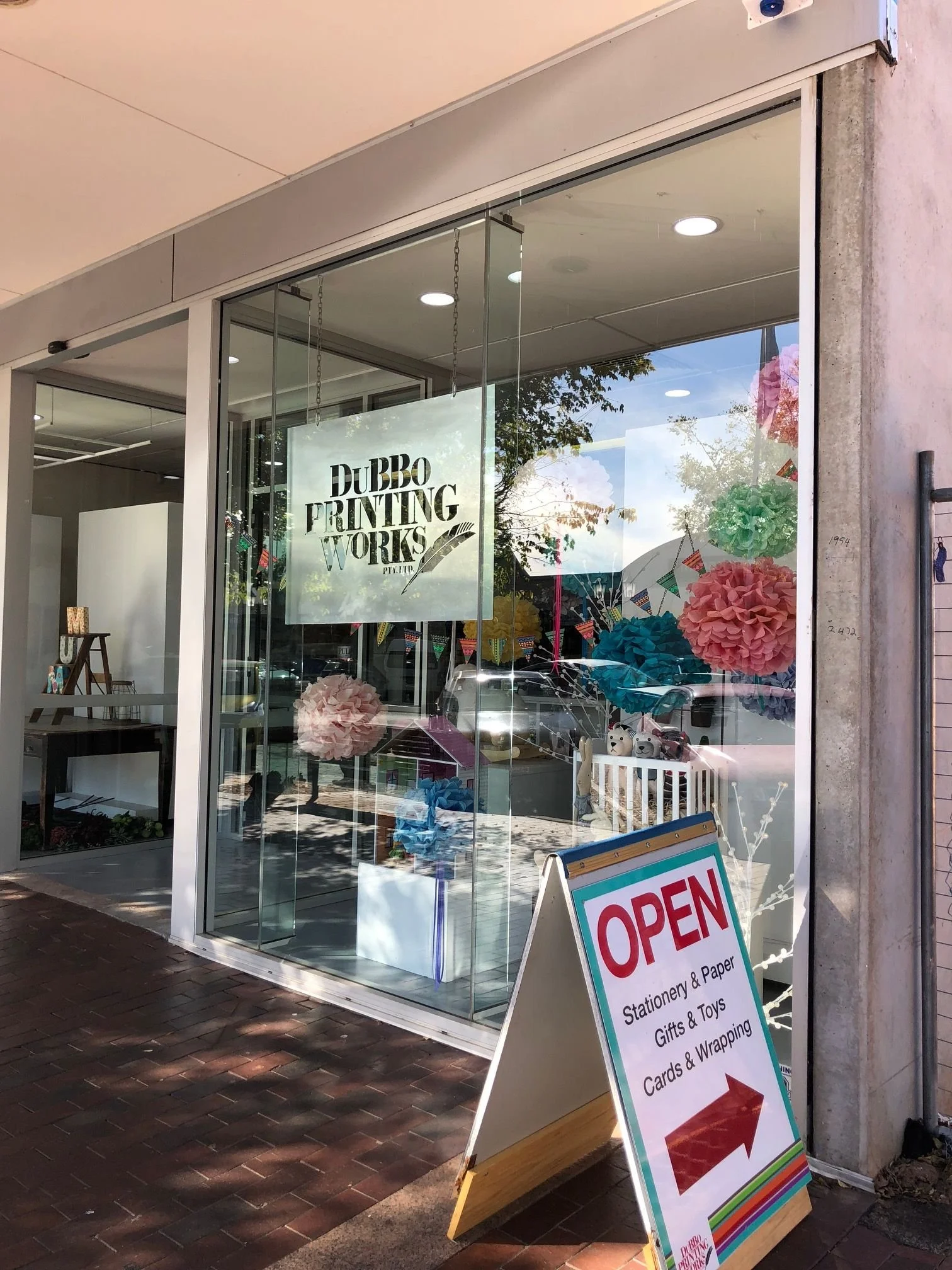 DubboPrintingWorks_RightSideAcross2.jpg