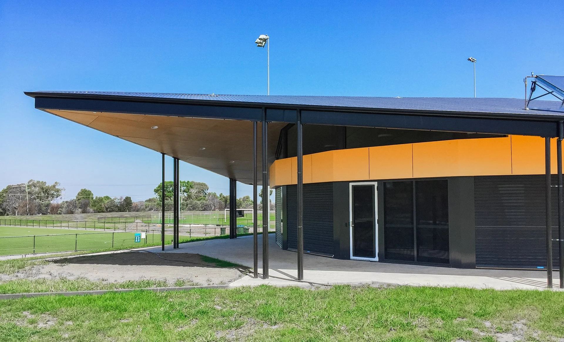 Harmer Architecture_Community_Harvest Home Road Sport Pavilion_12.jpg