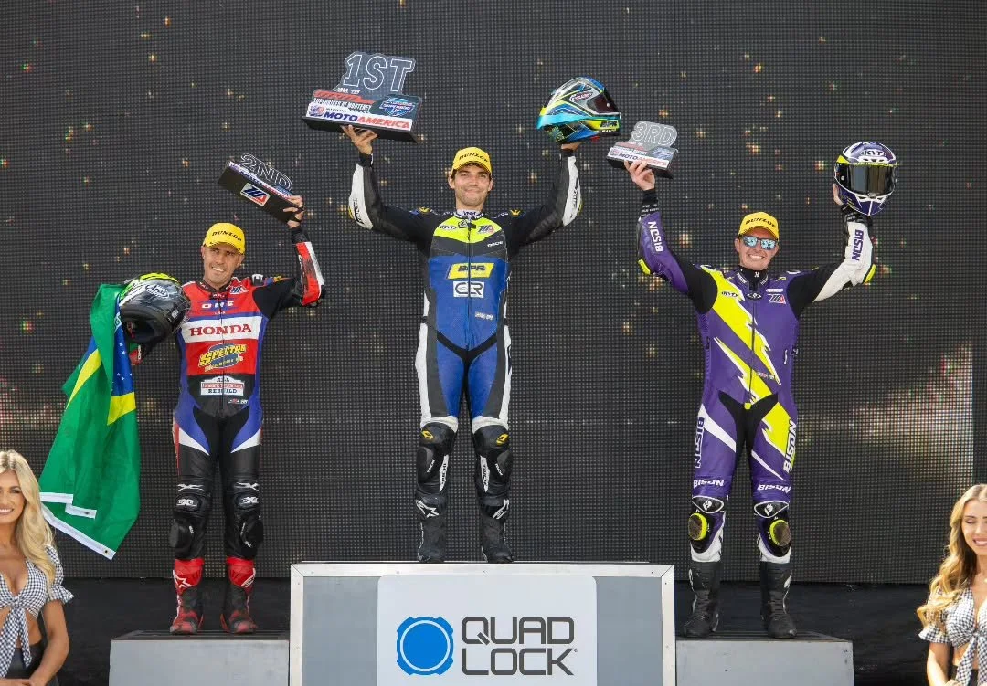 Another podium in the books!! Feels amazing to get one at Laguna 😁🥉

Massive thanks to my team, sponsors, and all our supporters!

#supercarlracing #supercarl #sendit #podium #motoamerica