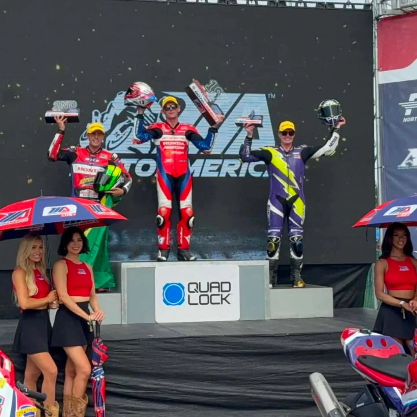 P3 SBK Cup &amp; a new best Superbike finish of P11! Great way to end the triple header weekend 😁🤘

Big thanks to my crew for sweating their butts off with me in the extreme heat this weekend. Safe to say we're all warmed up for COTA now 😂🥵

Than