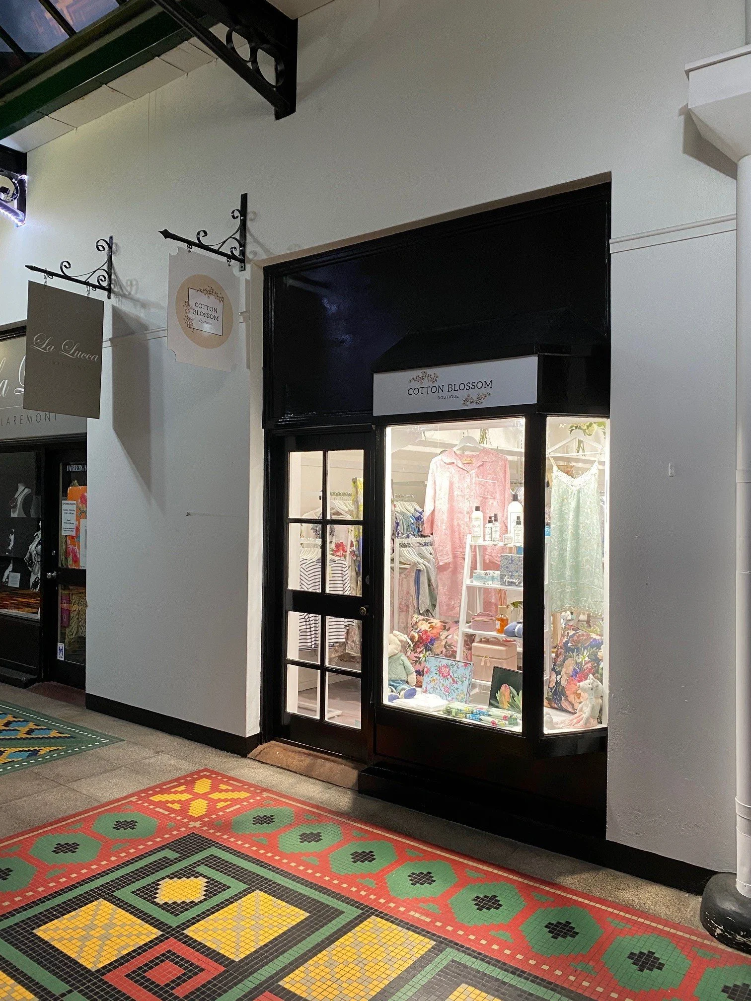 Cotton Blossom boutique location