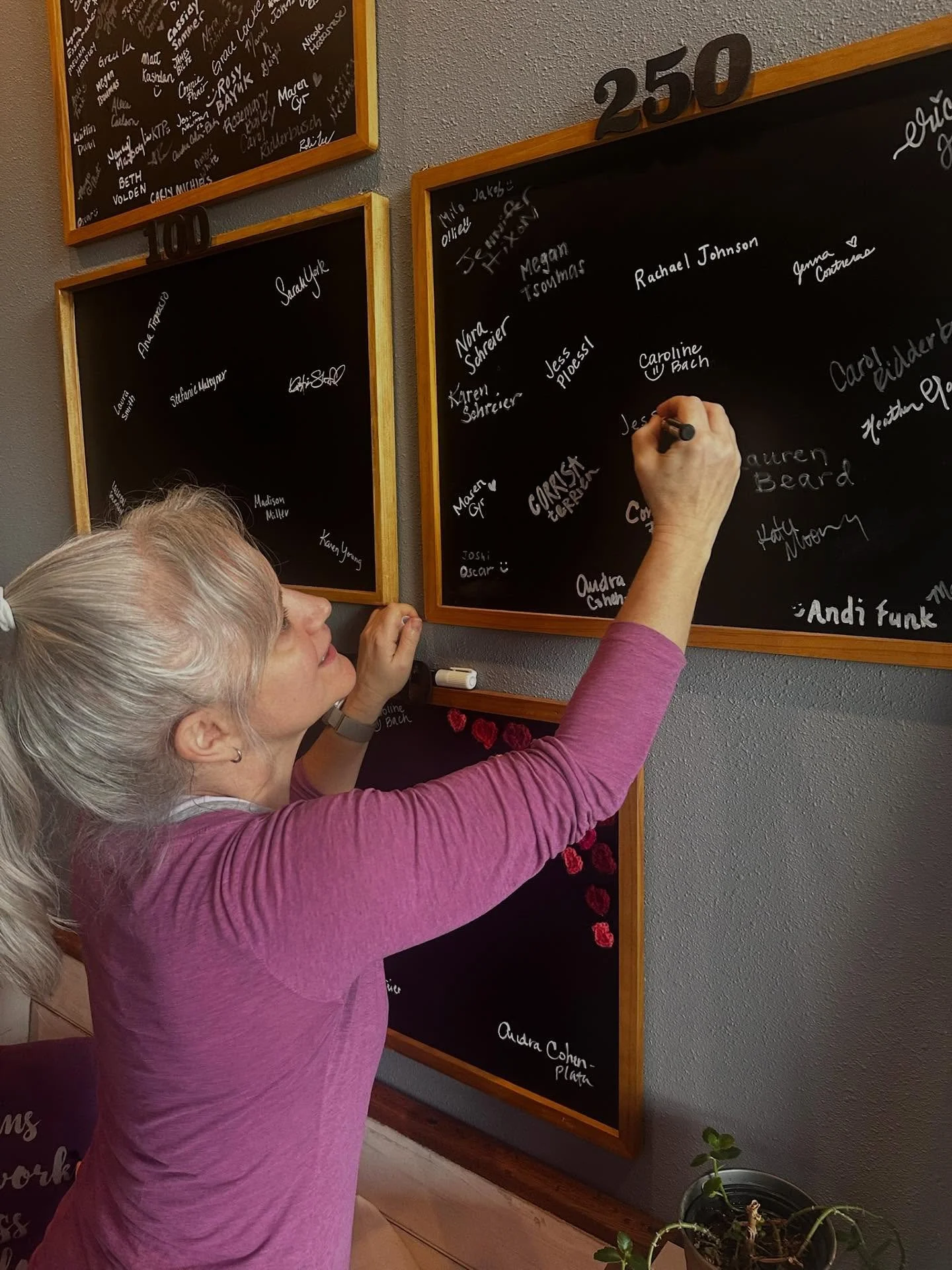 .
🎆 🎇250 CLASSES for JESSICA 🎆🎇 
Time to celebrate! Wohoo!! 

Congratulations on this milestone @jessinalibrary 🎉
We are so proud of you!