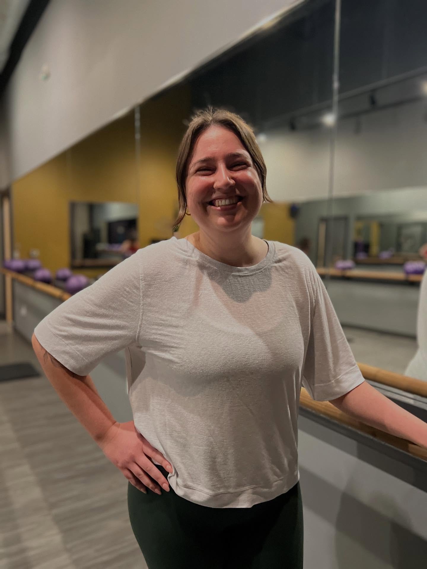 Happiest birthday to our amazing Claire!!! If you&rsquo;ve ever taken a class with Claire, you know her smile lights up the room and her positive energy is infectious! Wishing @claire_despain the best day ever filled with happiness and love!! 💕

Hel