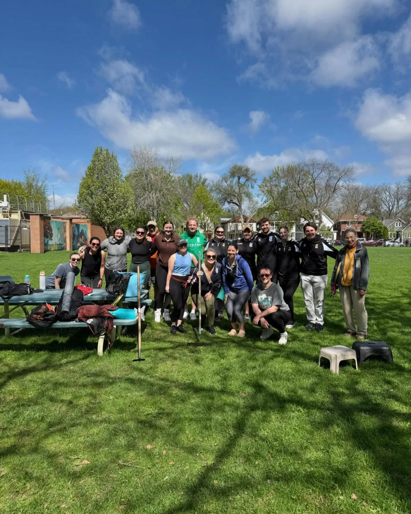 💚 🌍🌲We love Mother Earth! 🌎 💚🌲We had so much fun yesterday soaking up the sun while cleaning up the park near the studio. Big thank you to everyone who volunteered their time to make a difference in our own backyard! 👏👏👏
