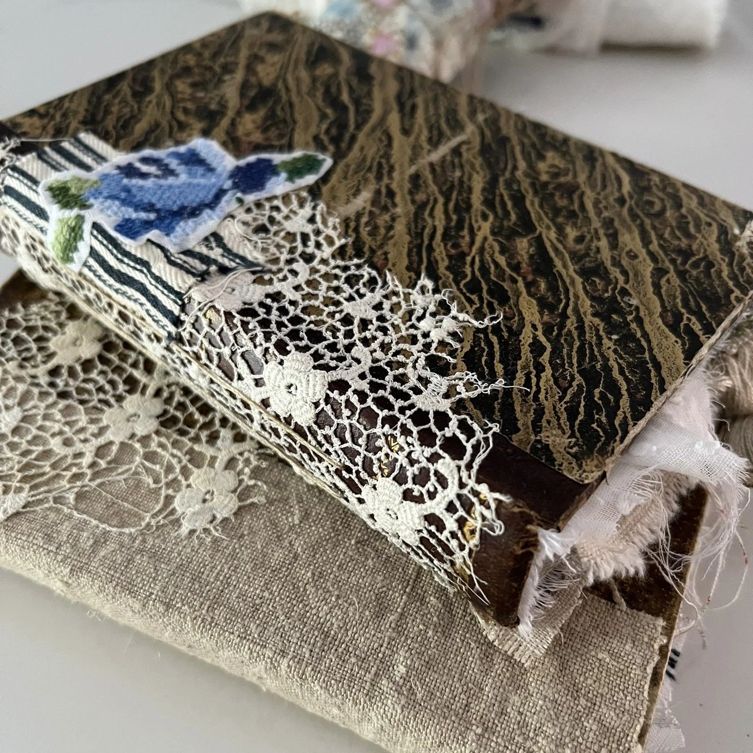 SOLD OUT -Slow Stitching Journals with Roxy Creations 3rd March 11 til 5pm