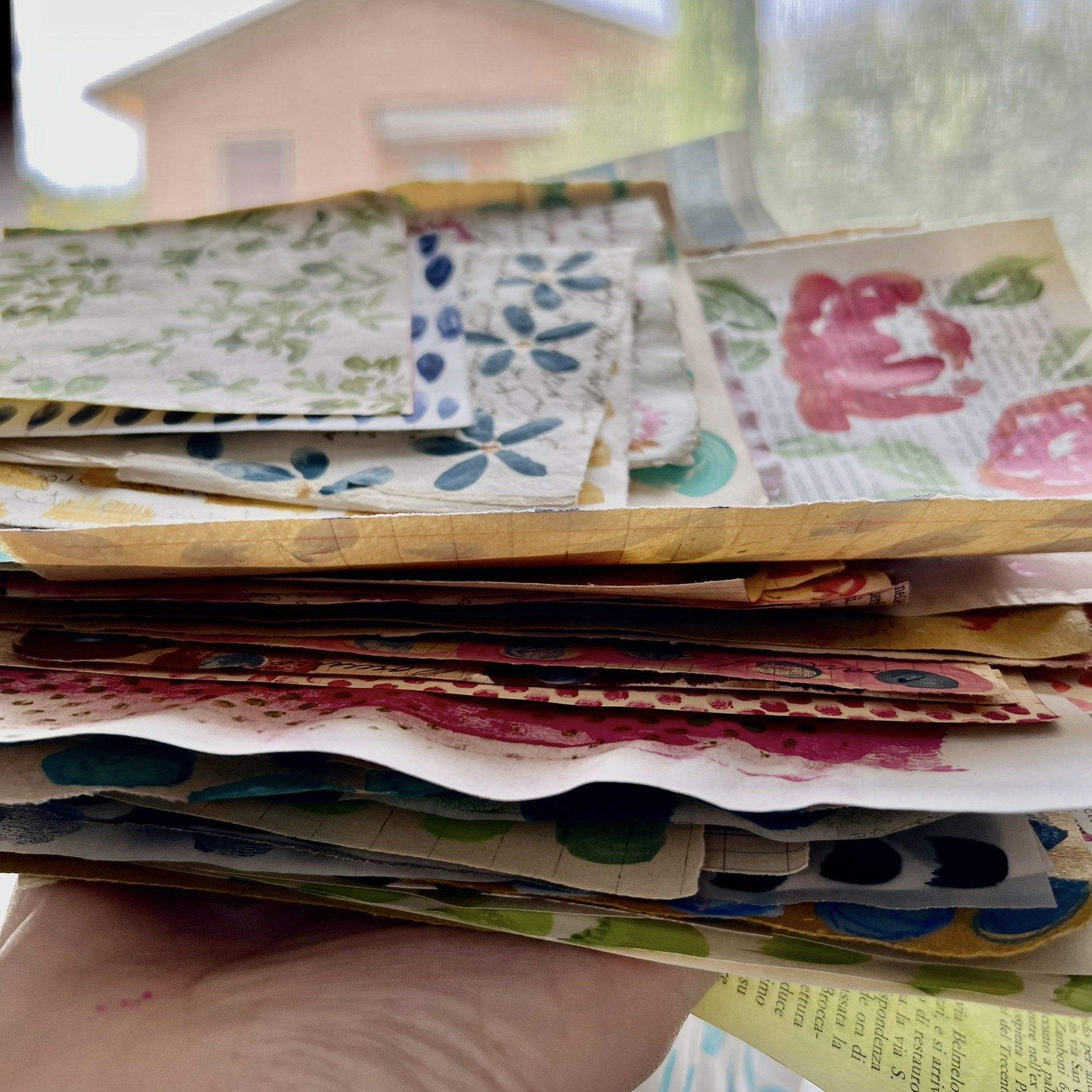 Mixed Media Junk Journals with Roxy Creations 13.JPG