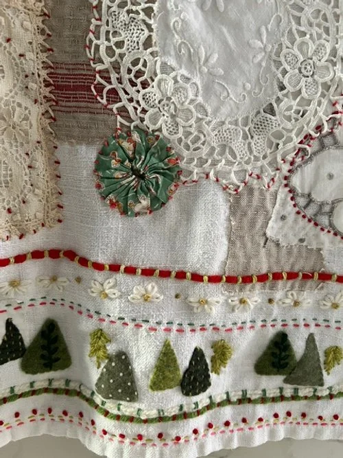 SOLD OUT - Slow Stitched Table Runner/Centre with Roxy Creations December 11,12,13th 10 til 5pm