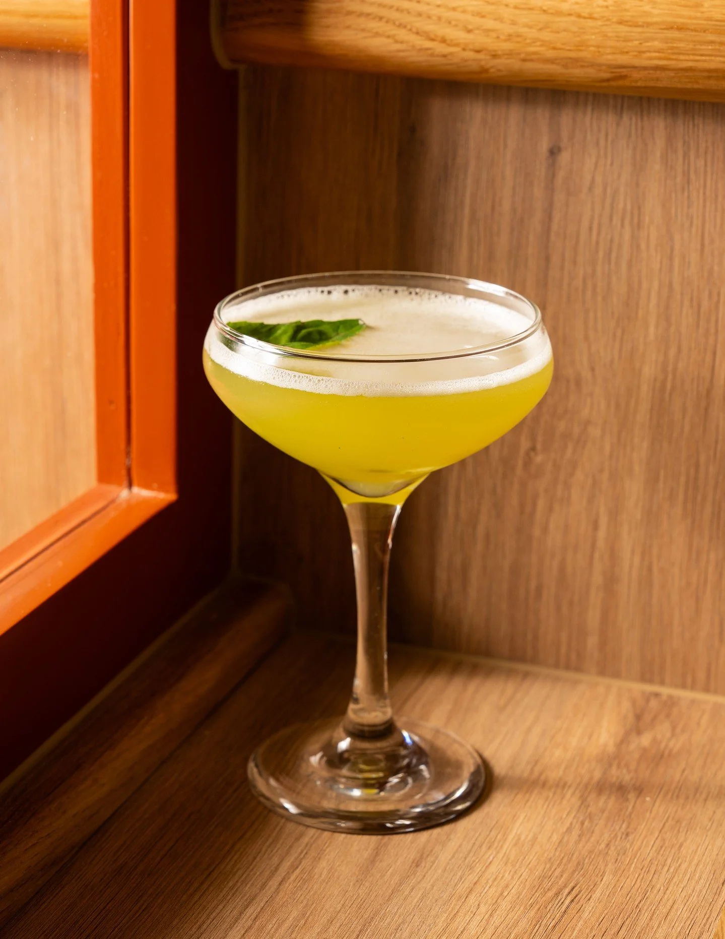 One of our favourites, the Positano Pash.

Gin, Limoncello, lemon, pineapple and basil. Bright, fresh and perfectly balanced.

#mordeo