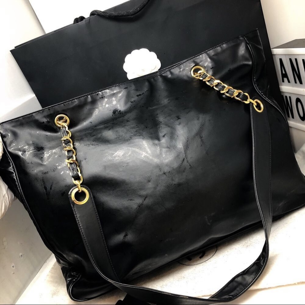 Chanel CC vintage patent large CC chain shoulder bag tote — ANK WORLD