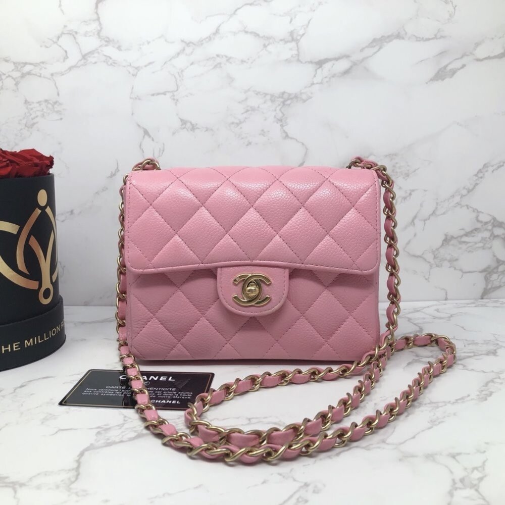 RARE🌸 CHANEL Small Rose Pink Business Affinity Flap Bag Quilted Caviar  Gold HW