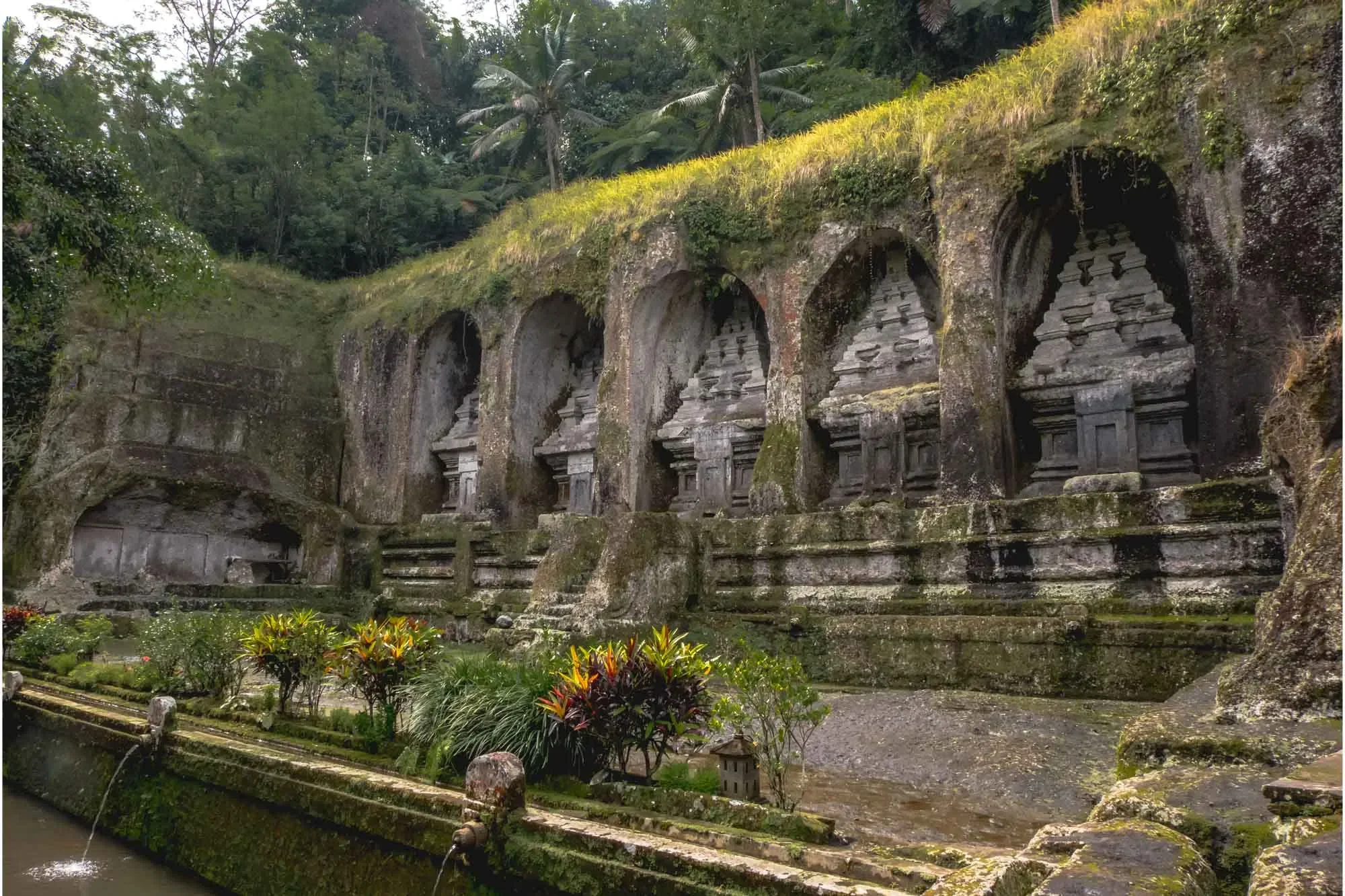 Ubud-temples-Bali-11.webp