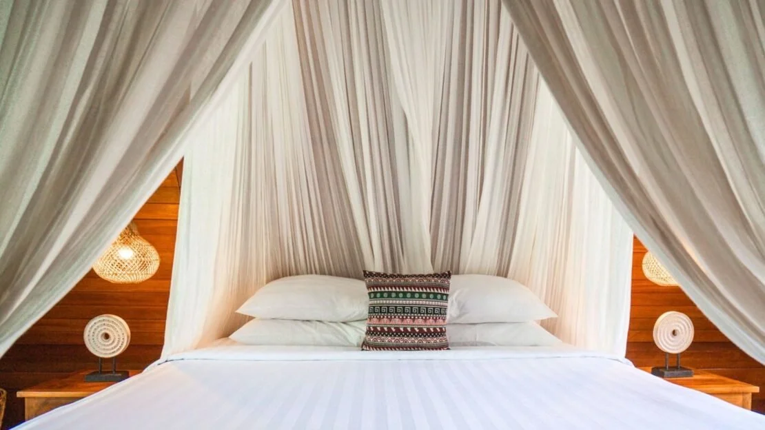 Lumbung-Villa-Bed-1110x624.jpg
