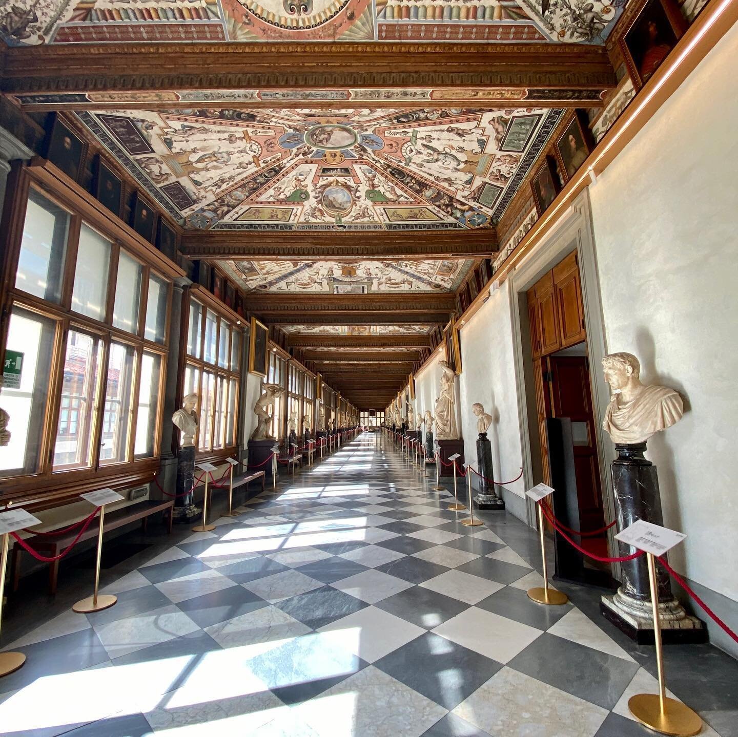 #uffizigalleries tutto solo, vuoto, but we enjoyed every minute of the three hours we had to discover culture, tradition, art, creativity and the patron of arts. Our children took their own photo&rsquo;s and hopefully will take with them in their liv