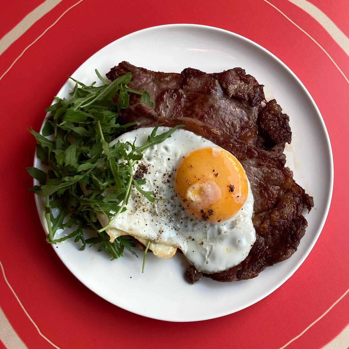 Steak and Eggs, Baby! Thinly sliced entrec&ocirc;te topped with a classic sunny side up&hellip;only for Shuk Nights ✨

Thursday, Friday and Saturday 19:00-21:30💙

Let&rsquo;s go!!🪩🕺🏼⚡️