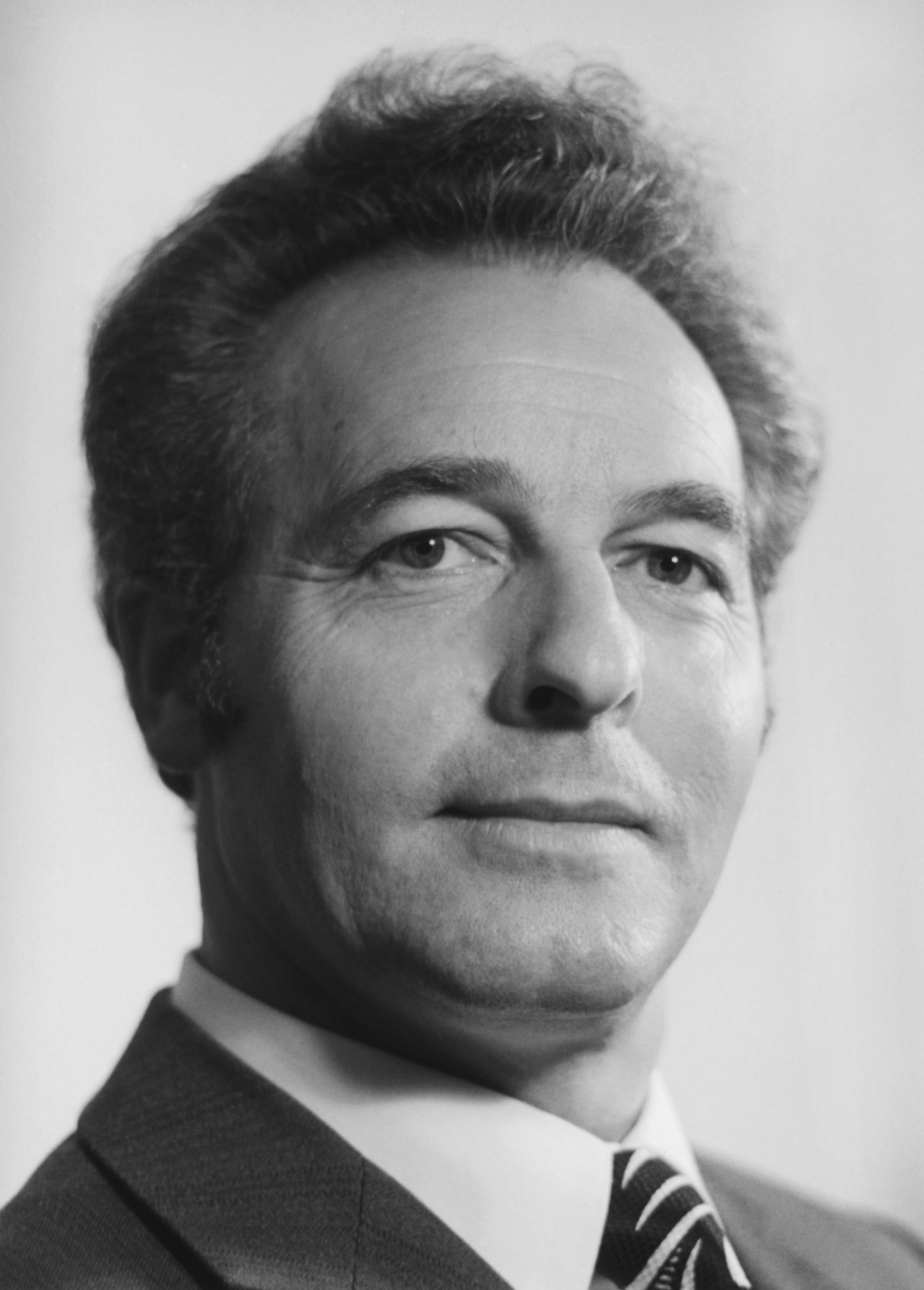 Dr. Leo Arnold, 1923-2014