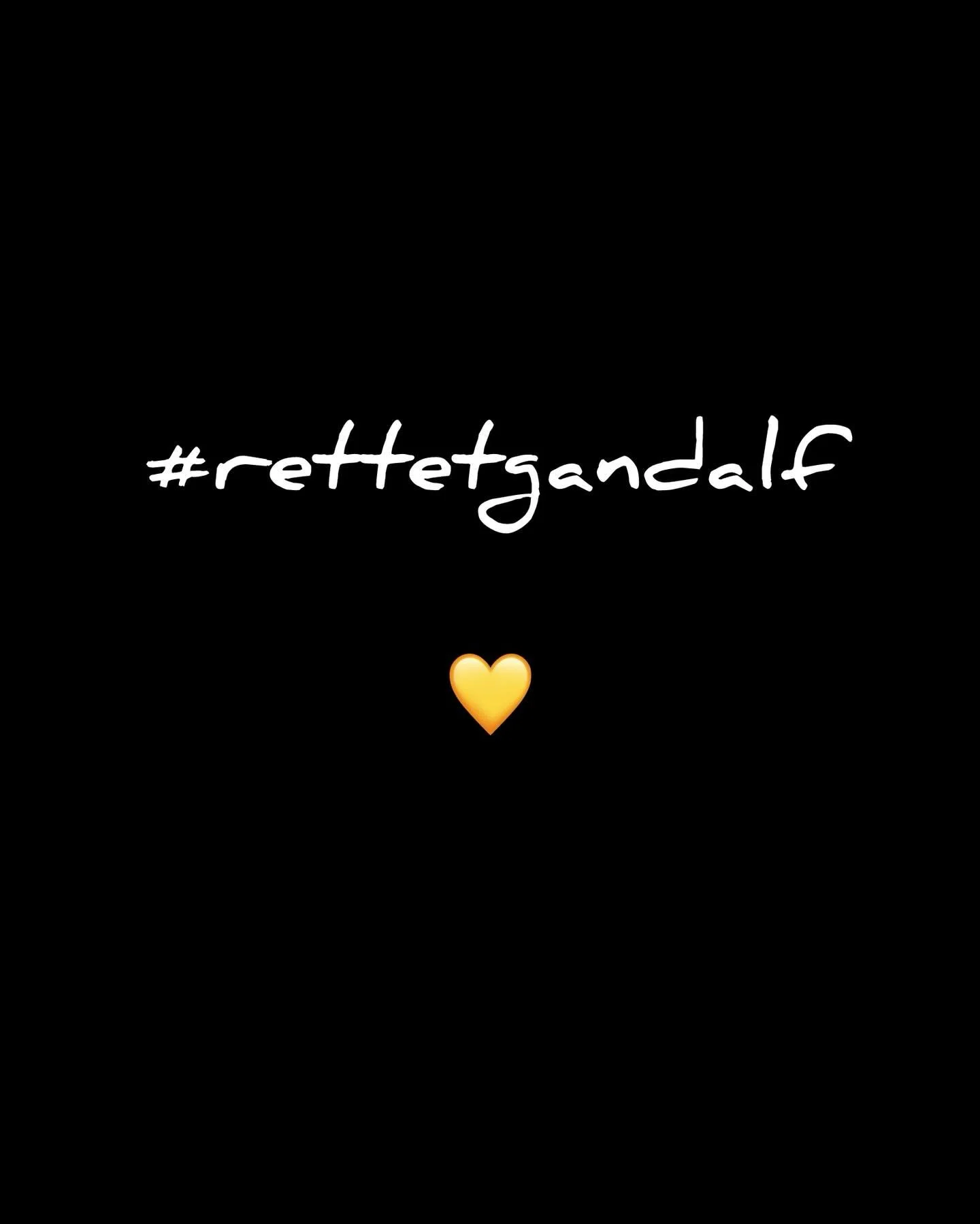 Rettet Gandalf 💛

Gandalf ist ein Rhesusaffe, der seit &uuml;ber 20 Jahren im Ernst-Str&uuml;ngmann-Institut (ESI) in Frankfurt lebt. Dort werden Affen f&uuml;r neurowissenschaftliche Forschung gehalten und f&uuml;r invasive Experimente eingesetzt.
