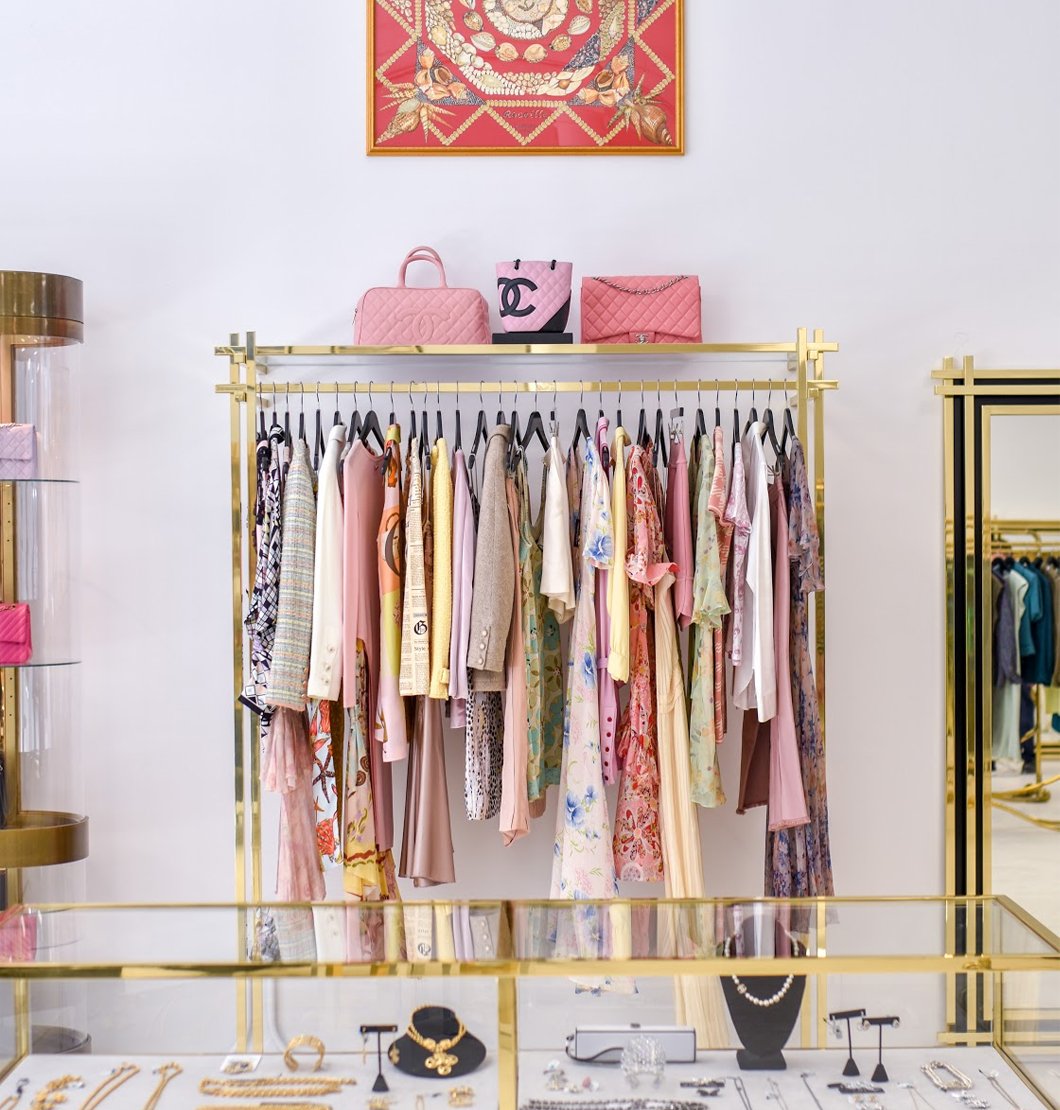 Scour the Inventory, I'm a Consignment Convert — Here Are My Secrets to  Shopping Secondhand