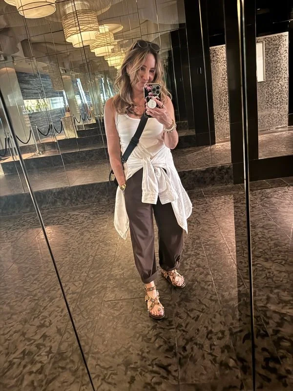 ruti on the loose pant
