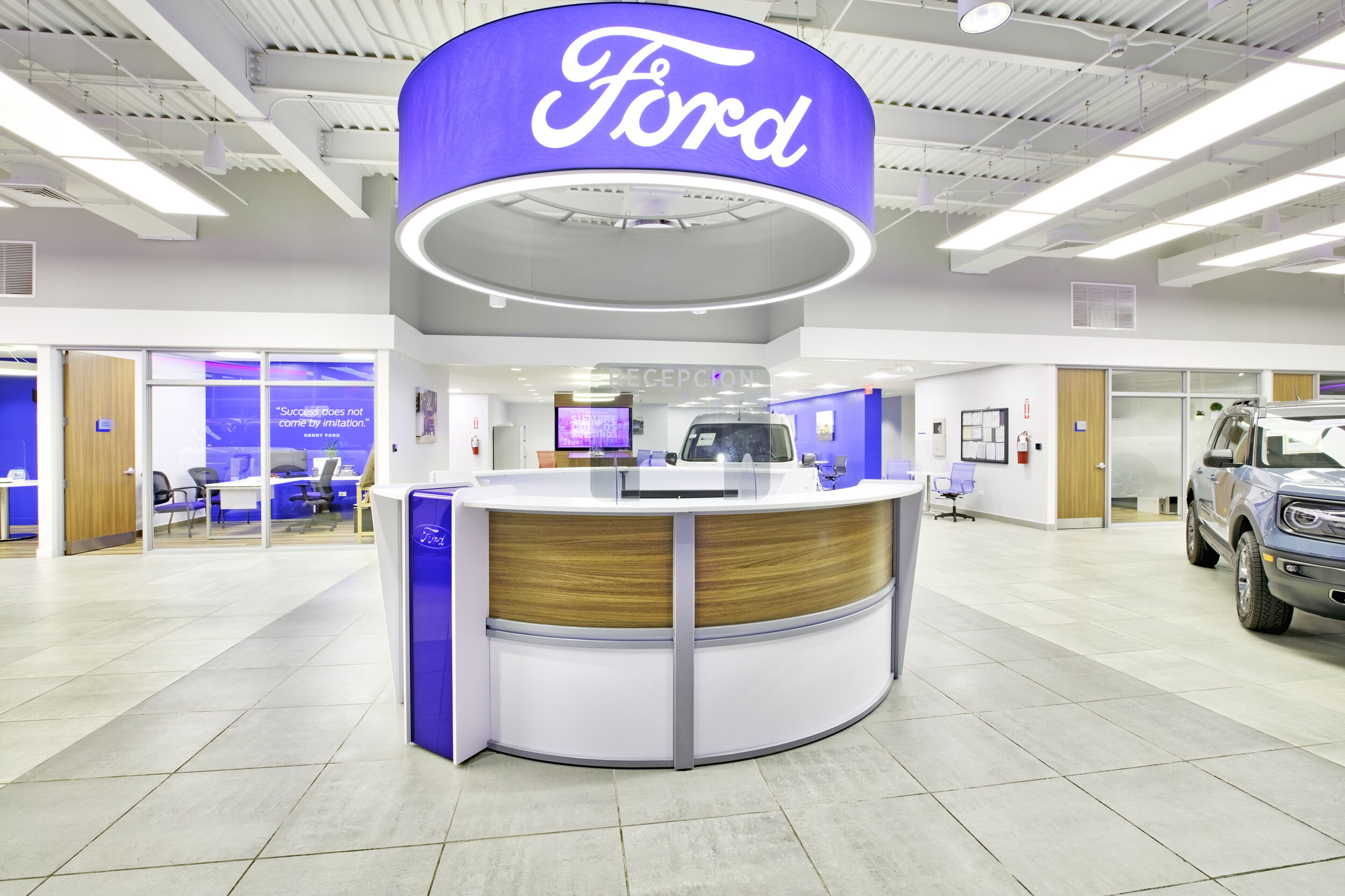 Caguas Expressway Motors — Interlink