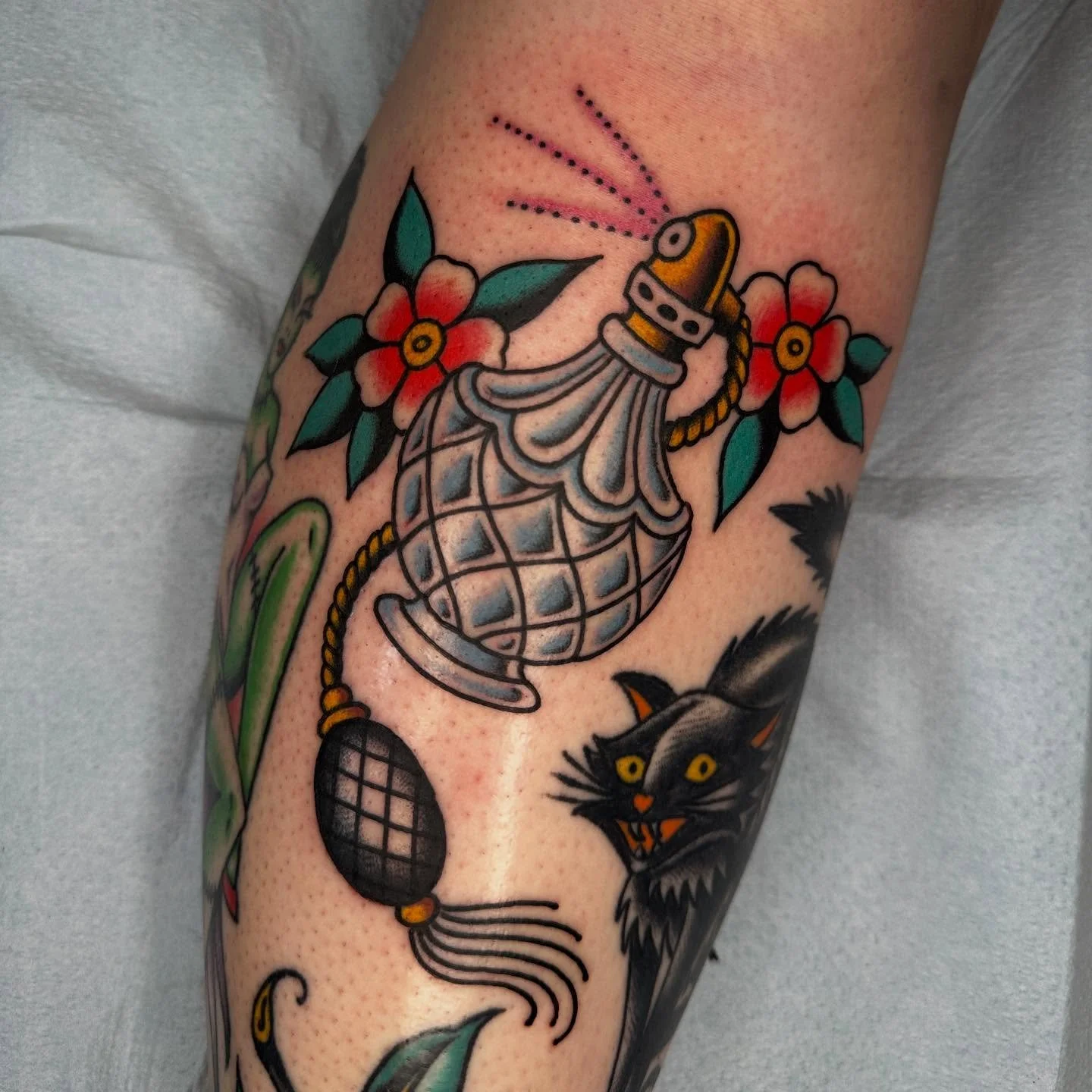 Perfume bottle by @jerika.tattoos to fit a gap between some healed pieces. Thanks Delanie!