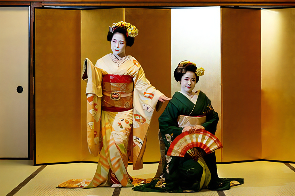 Maiko &amp; Geisha