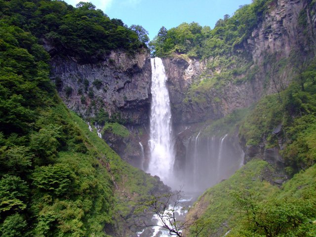 Kegon Waterfall.jpg