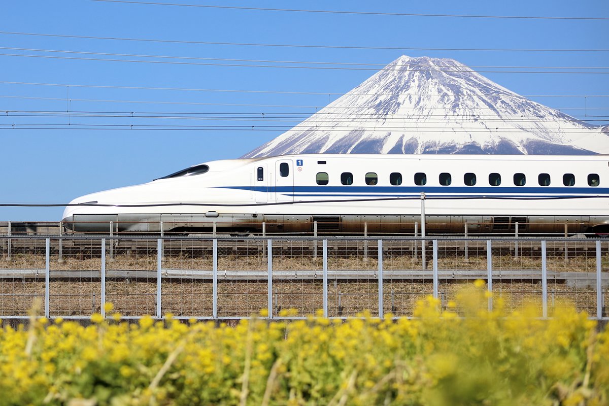 Major Bullet Trains in Japan: Differences between Nozomi, Hikari