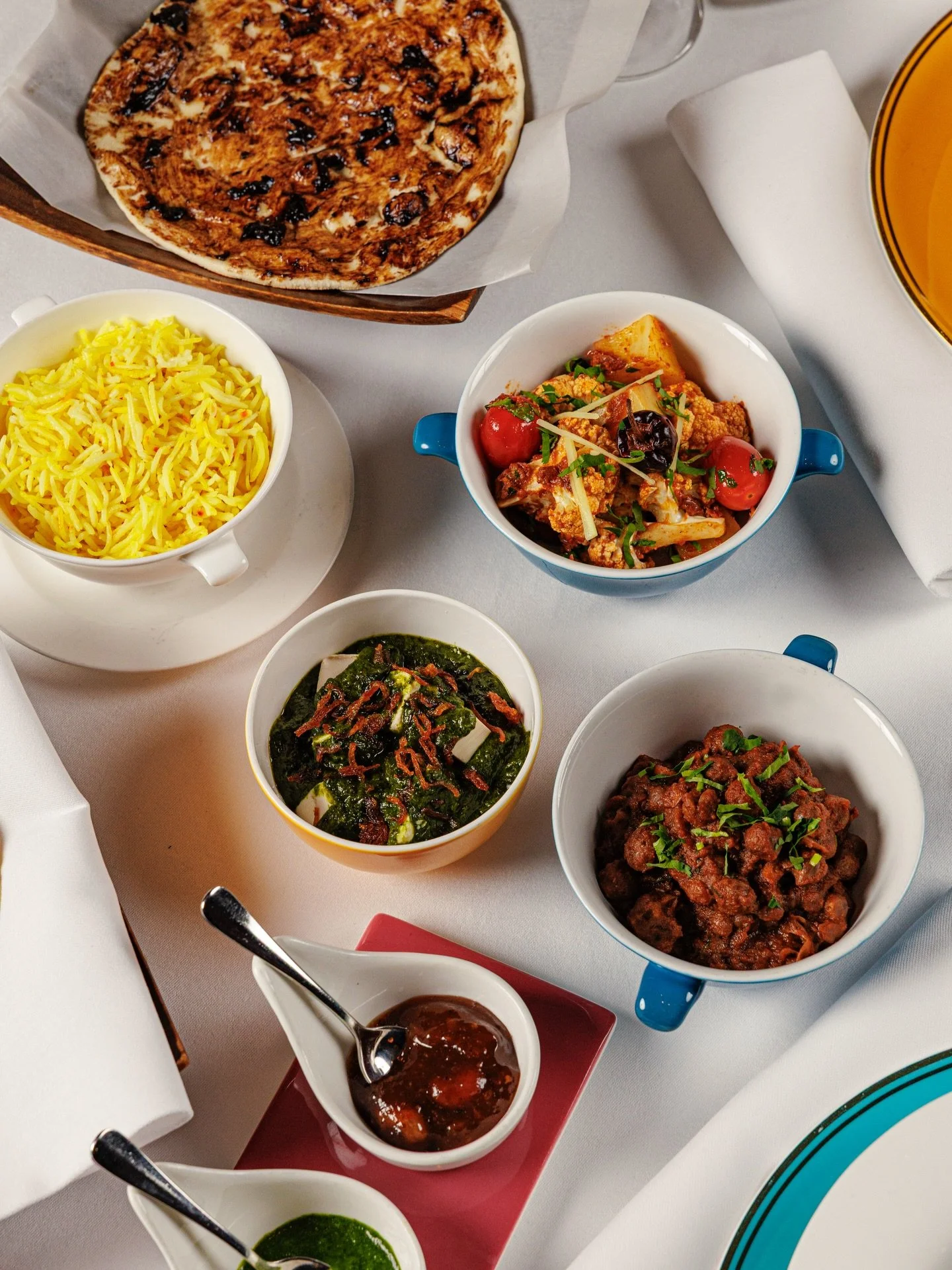 Only 10 days left of Veganuary!
We love seeing how well our Veganuary menu is being received.
For everyone who hasn&rsquo;t experienced it yet, now&rsquo;s the time.
Reserve your table and enjoy Veganuary at India Club.
#indiaclubberlin