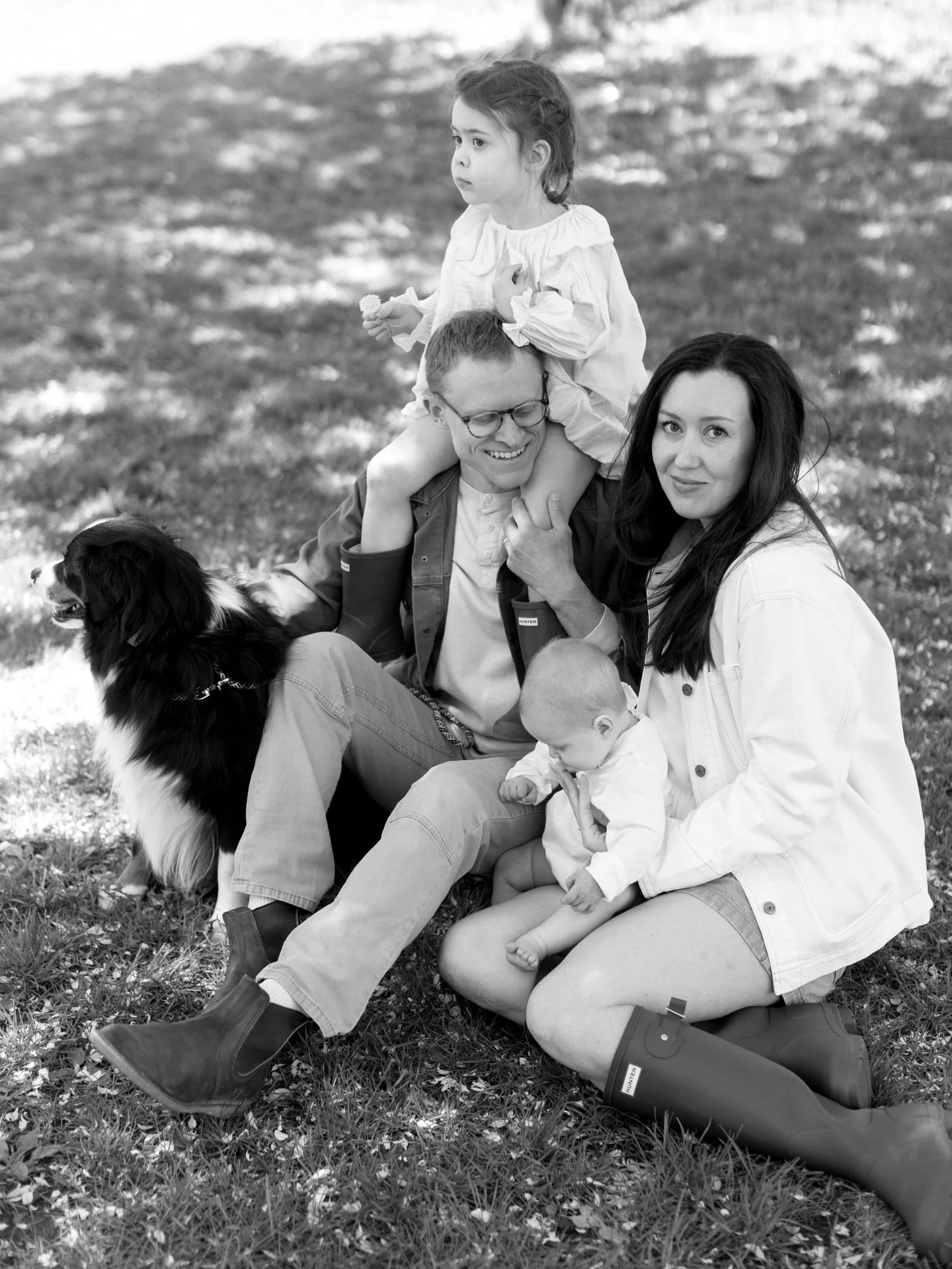 10% off any FAMILY or MATERNITY studio session booked in the month of June until midnight tonight with code &ldquo;MOTHERSDAY26&rdquo;. Book on the website, link in bio. 

H A P P Y 
M O T H E R &lsquo; S
D A Y