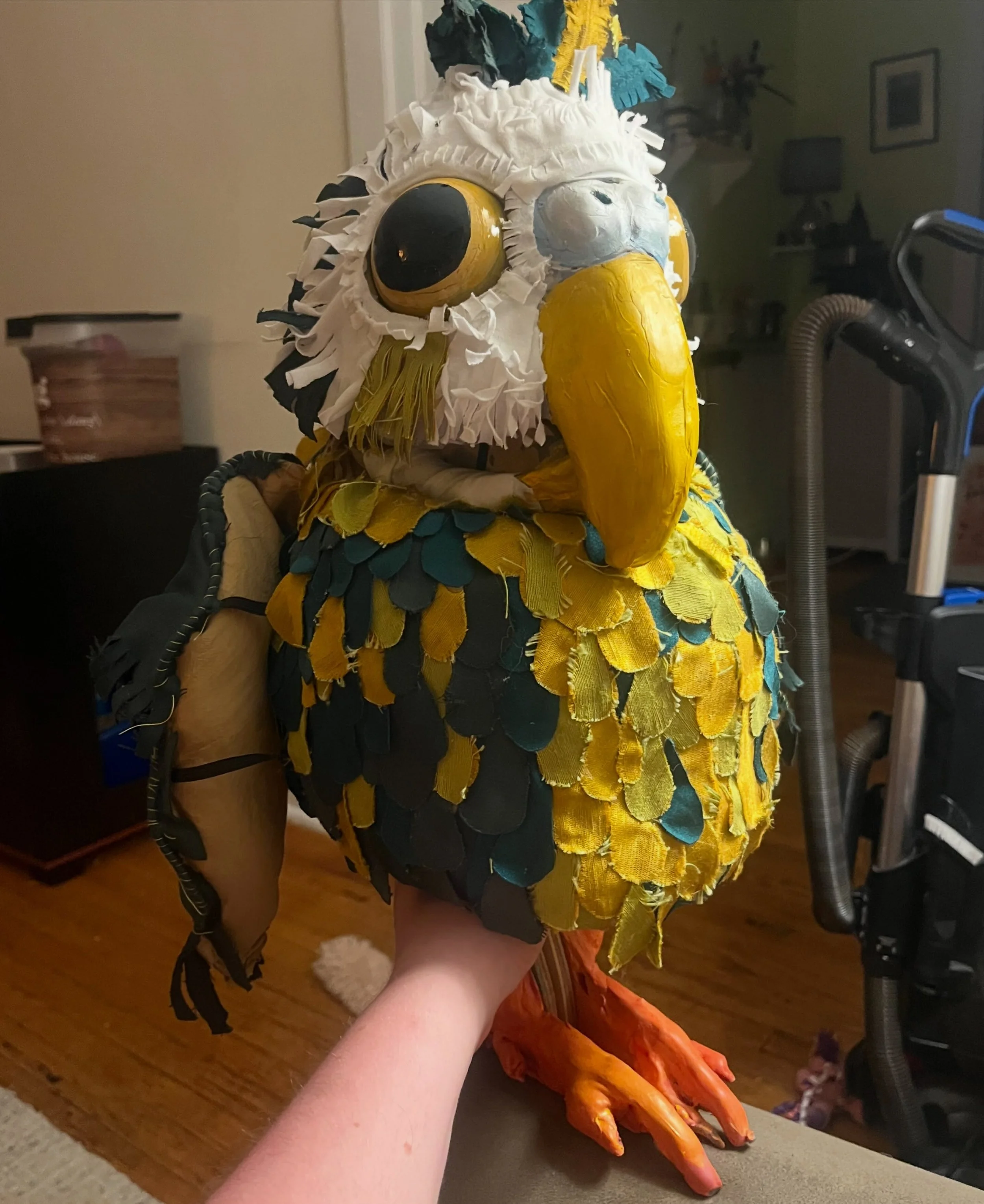 My freaky lil guy!! Going to be redoing his wings. Super excited to put together the next draft of his whole show and put it up but the main thing is i gave birth and it was a miracle :)))))