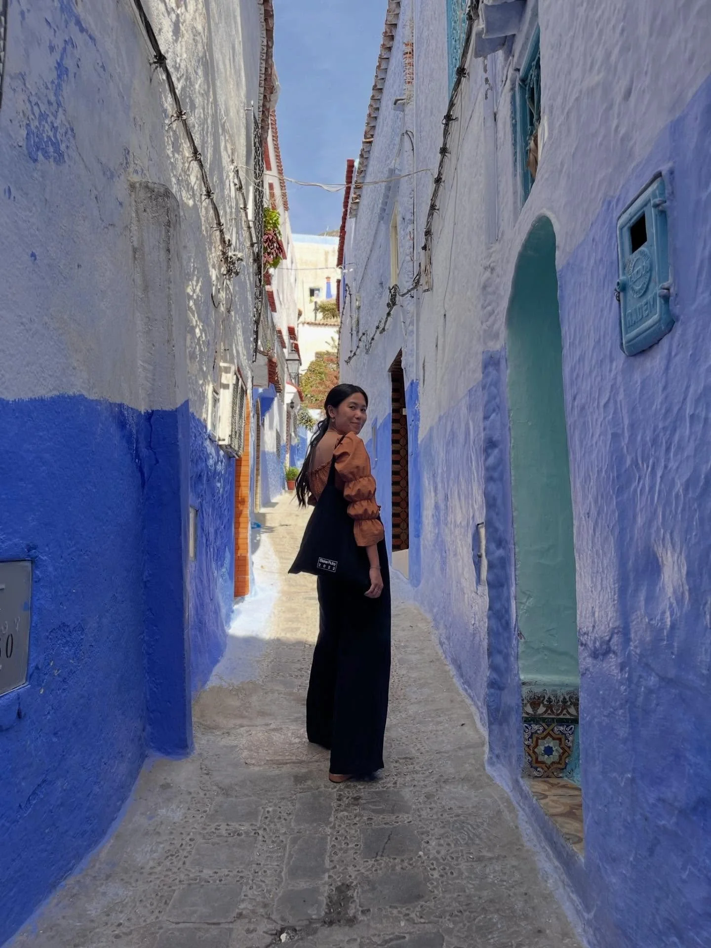 🚨New Duende cutie alert!!🚨

Everyone give a big welcome to Li, the newest Duende Travels advisor!!

Li has spent the last few years aggressively maximizing PTO in the coolest way possible (traveling the world). This girl can work from anywhere&mdas