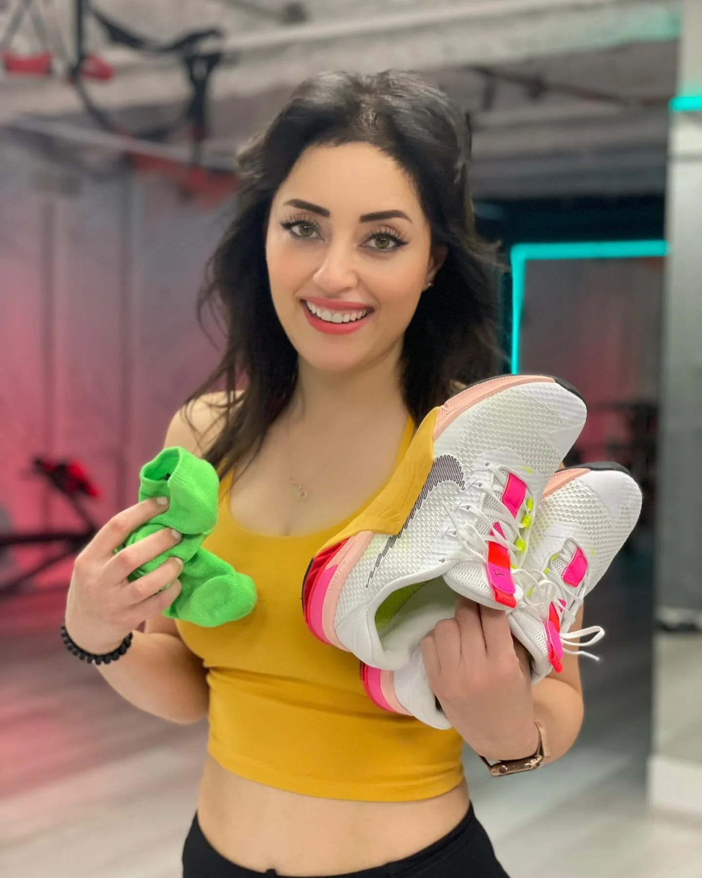 Happy Monday ☀️ It&rsquo;s a new week and a new month! Let&rsquo;s start everything off right! I&rsquo;ll be sharing my hip recovery progress later on today at @ladanswellnesssanctuary 

Have a great day!
________________________________

#grandmaste