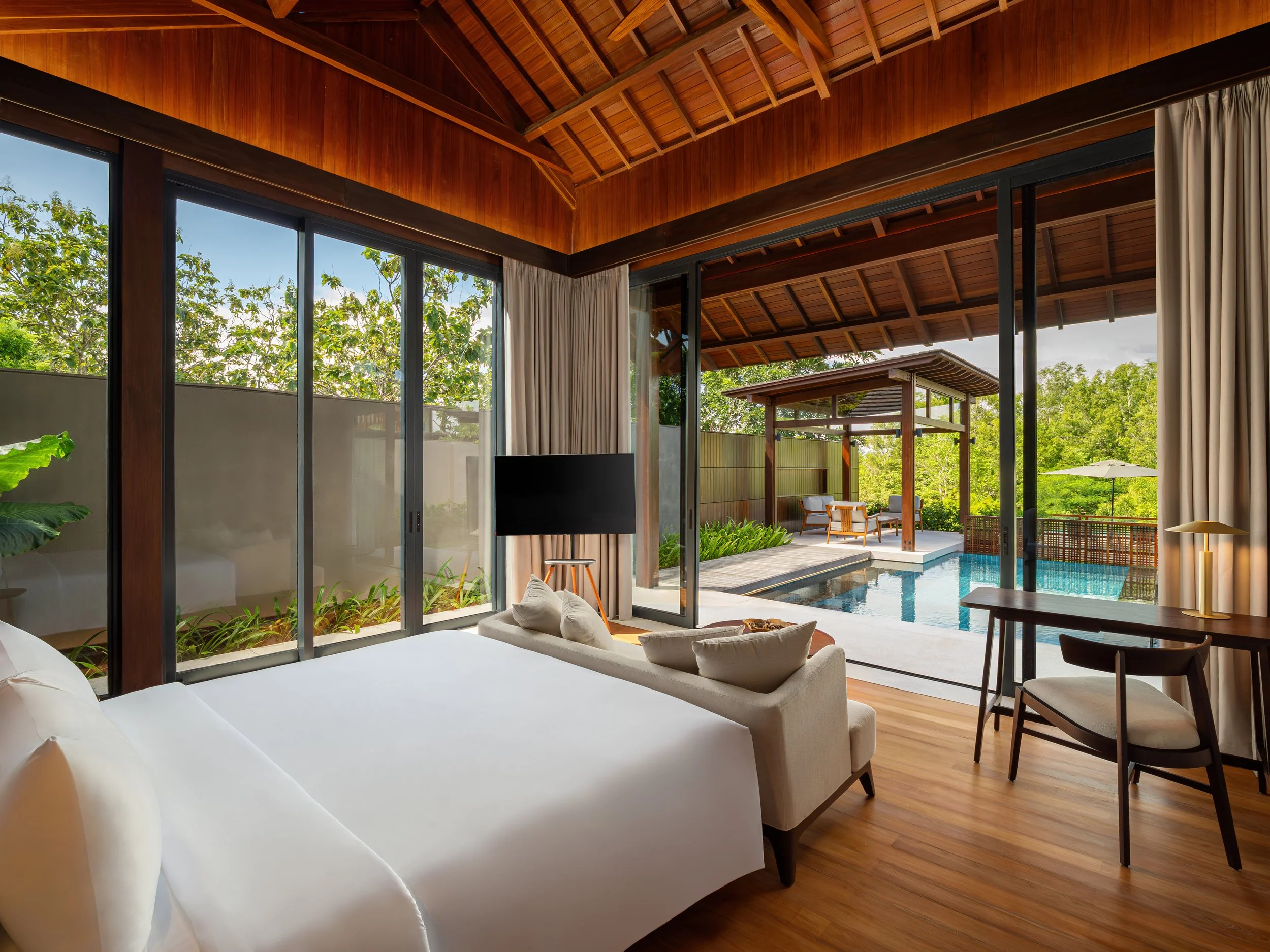 One Bedroom Villa with Pool Ocean View (1).jpg
