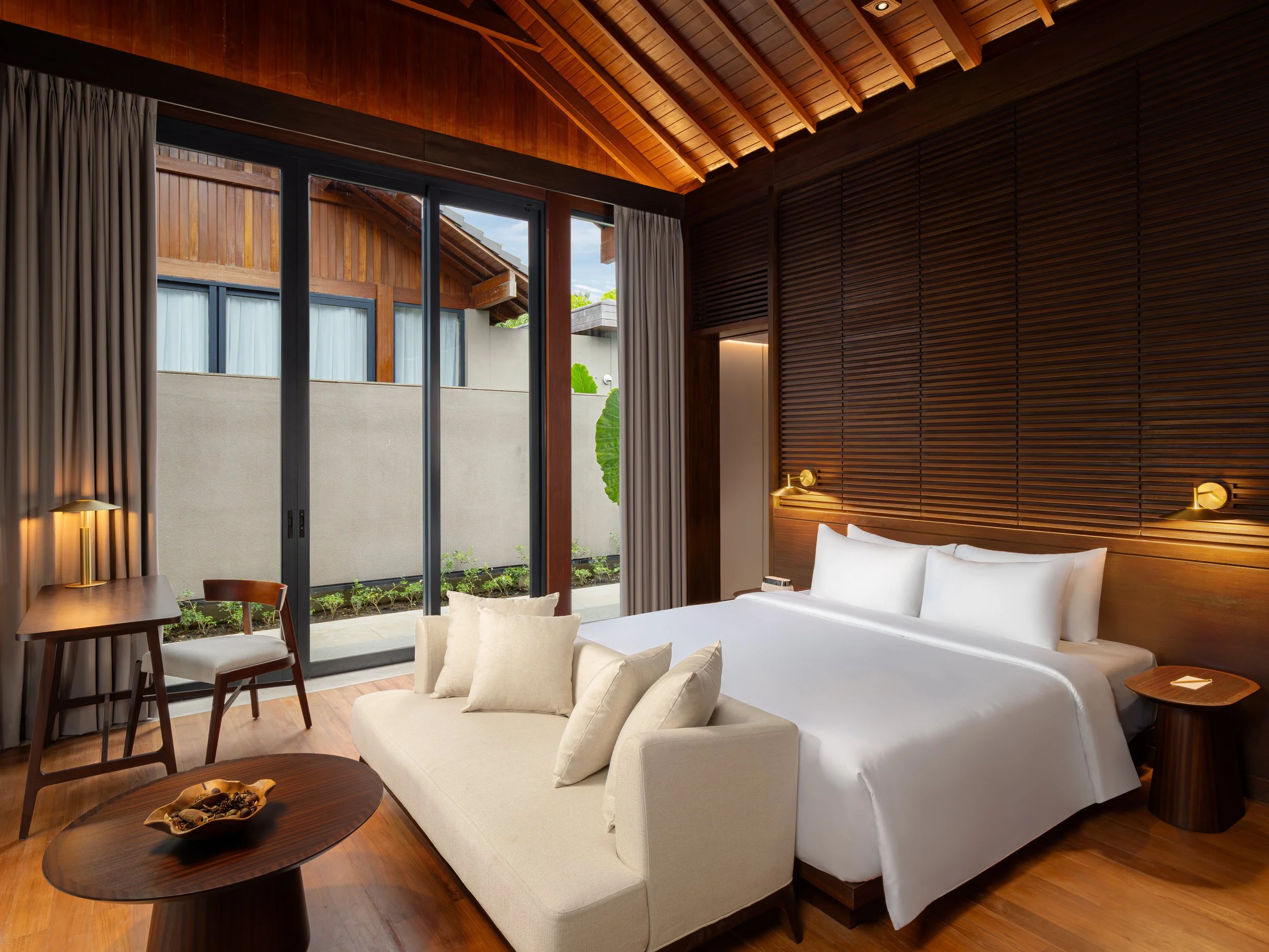 One Bedroom Villa with Pool Ocean View (6).jpg