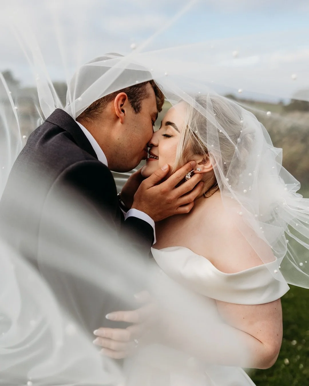 Congratulations to Emily &amp; Sam! 🎉

What an amazing day at Quantock Lakes, the best people, the best vibes, and such a wholesome day from start to finish. Thank you both so much for having us along to capture it all. Here are a few previews! 🔥

