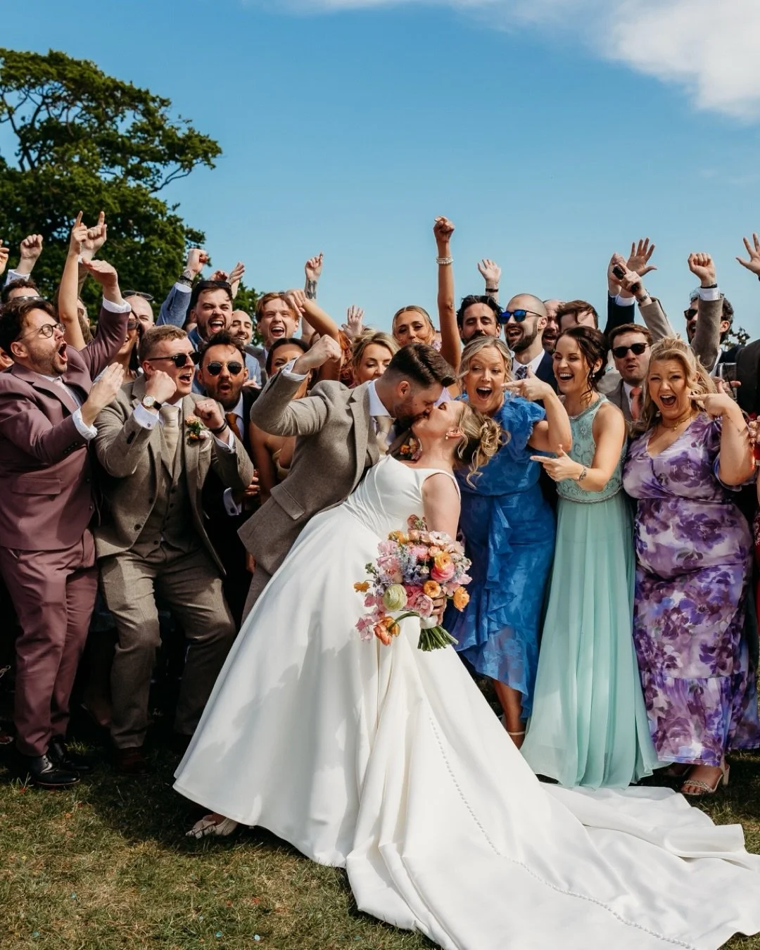 Congratulations to Cameron &amp; Samantha 🎉

Such a stunning day at @oldoakfarmweddingvenue yesterday, beautiful weather &amp; and incredible bunch of people, thank you for making us feel so welcome, what a day 🔥

Photo @simonandkianaphoto 
Wedding