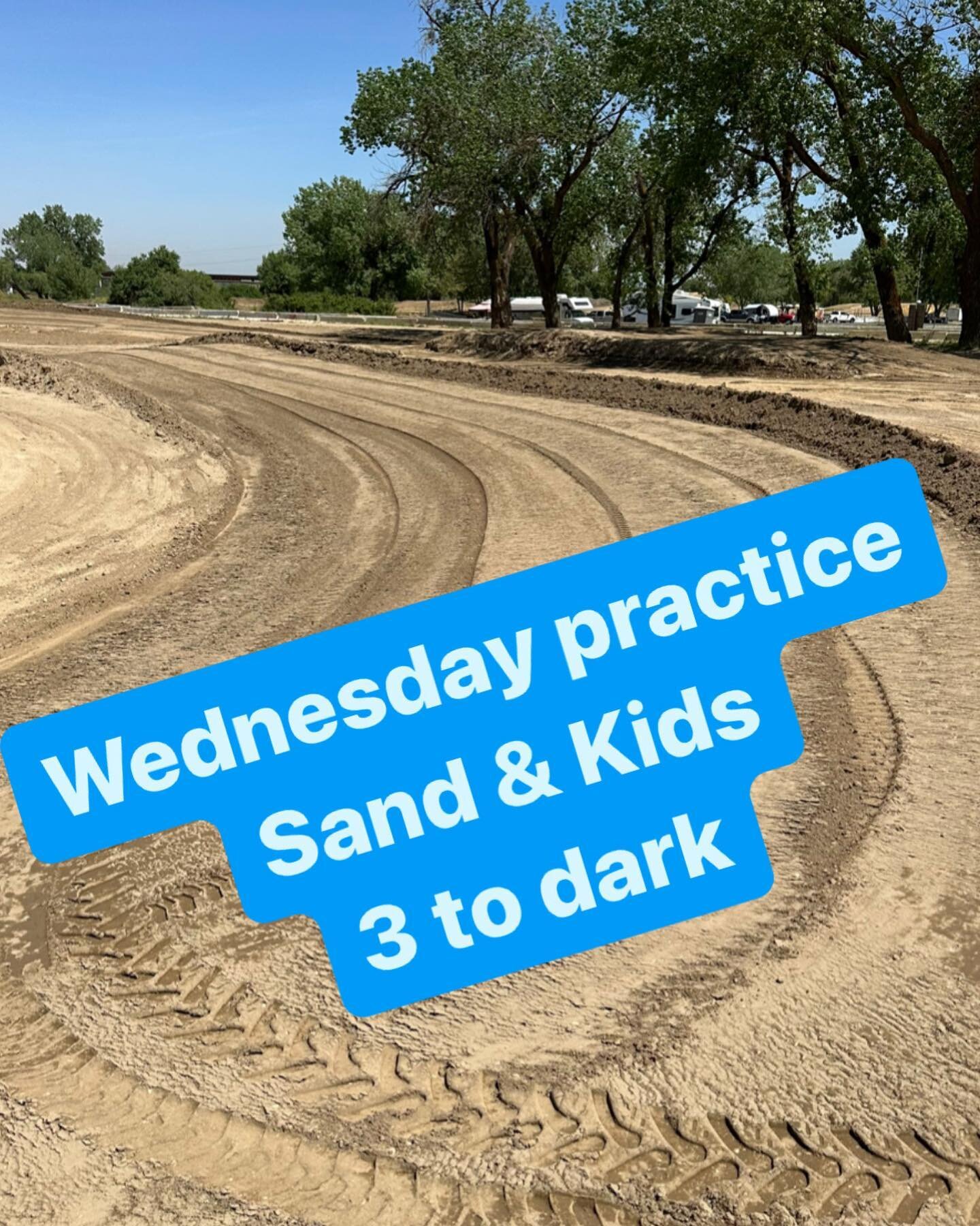 This week! 
Wednesday 3 to dark Sand &amp; kids
Saturday Main, Sand &amp; kids 9 to 2
Sunday Vintage, Main, Sand &amp; kids 9 to 3