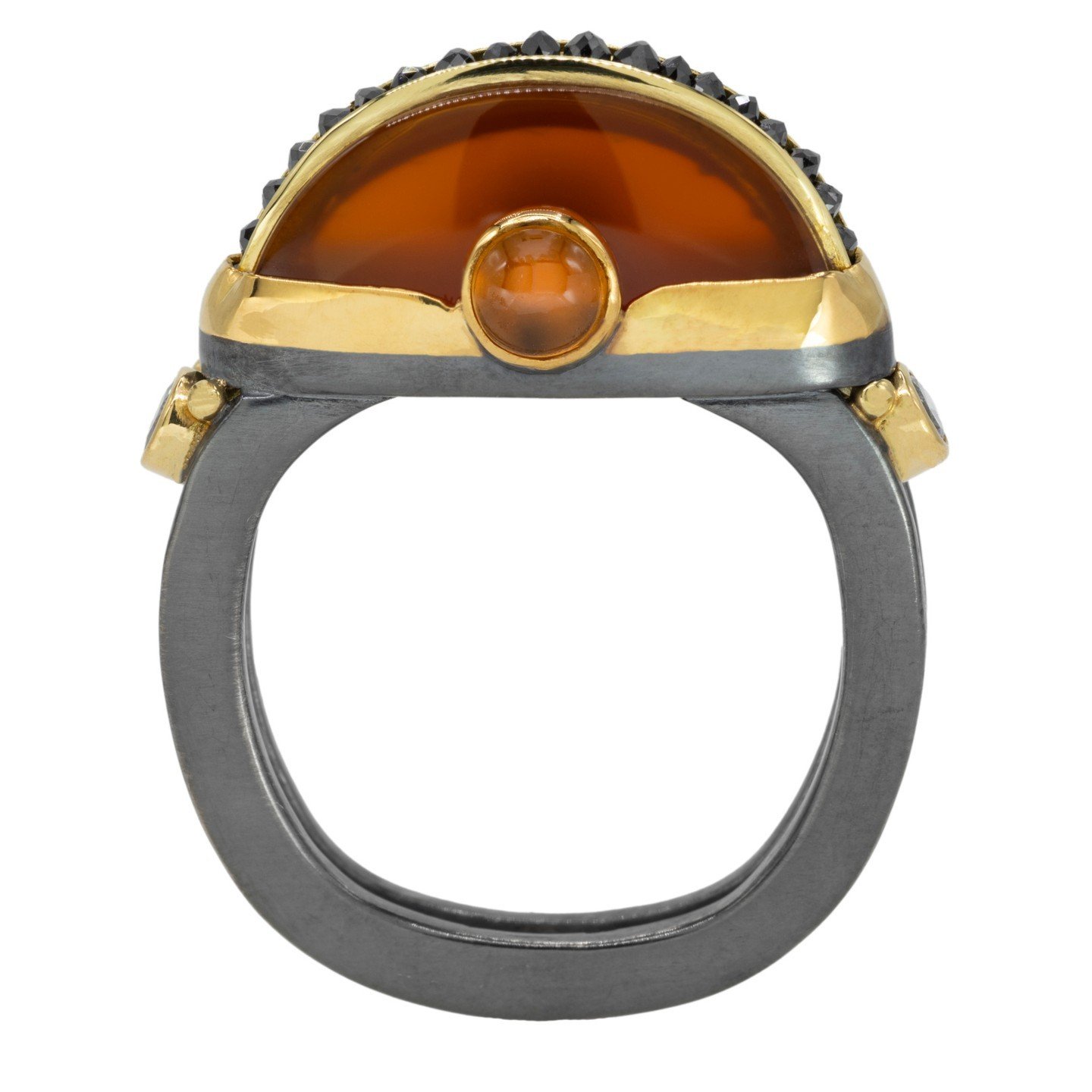 Ring in: 22k, 18k, Sterling Silver, Natural Carnelian, Hessonite Garnet, Black Diamonds, "repurposed" Brilliant cut White Diamonds
*
*
*
*
*
#michaelboydjewelry #michaelboydstudio #Ringhandmade #ringsofinstagram #goldandjewels #diamonds #te