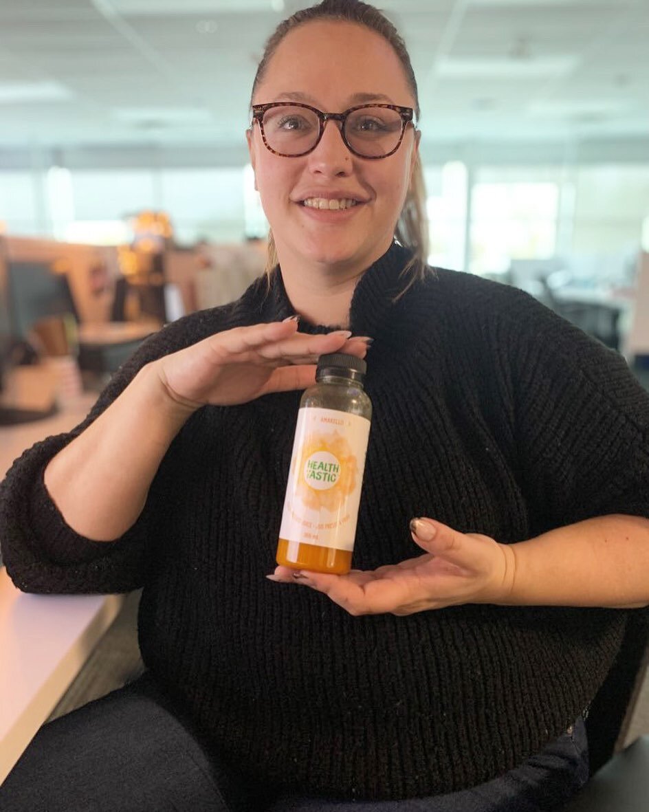 Another Healthtastic fan &amp; her Amarillo juice 🧡

Available for purchase every Saturday at the @cambridgefarmersmarket or every other day of the week on our website for pickup or delivery!
