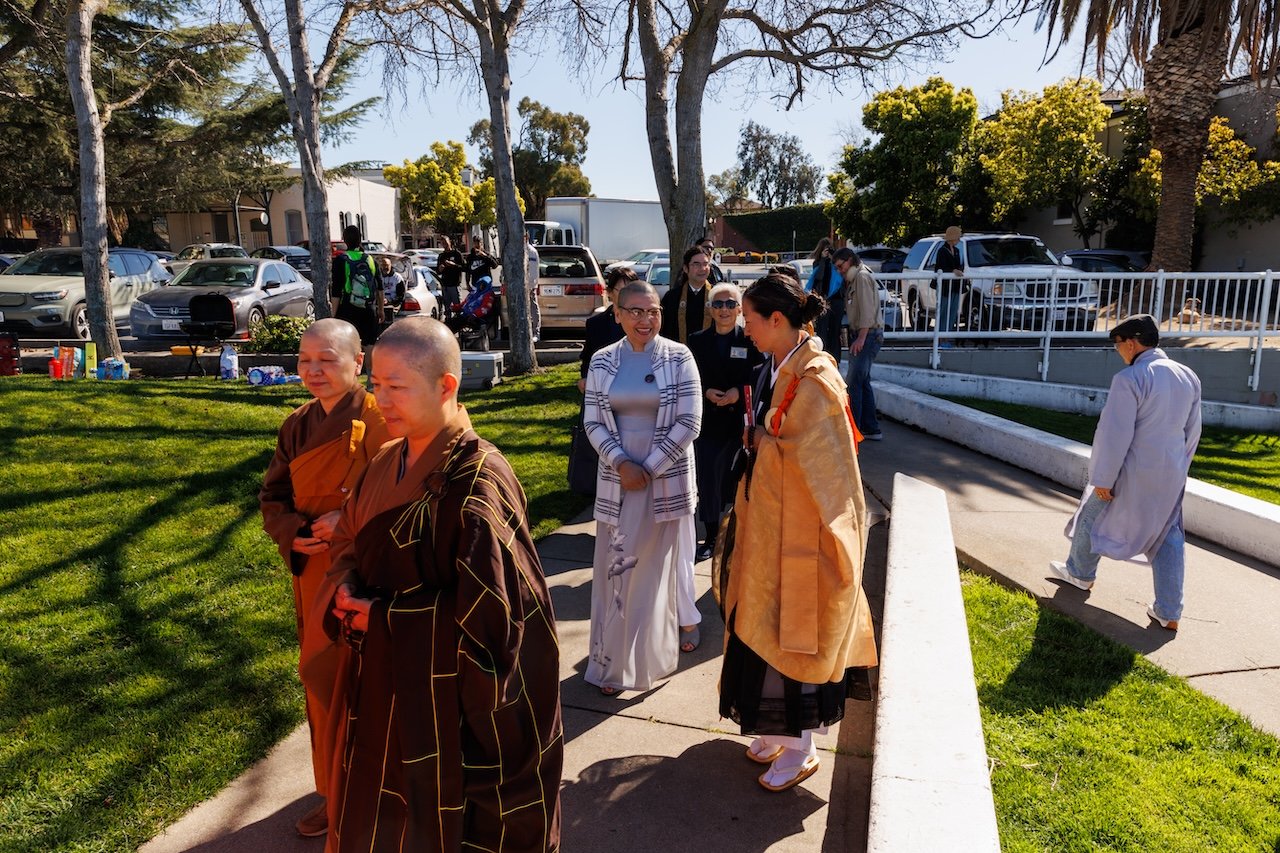 May We Gather attendees begin a procession in downtown Antioch, California, led by May We Gather co-organizer Rev. Duncan Ryūken Williams and esteemed Buddhist leaders. 
