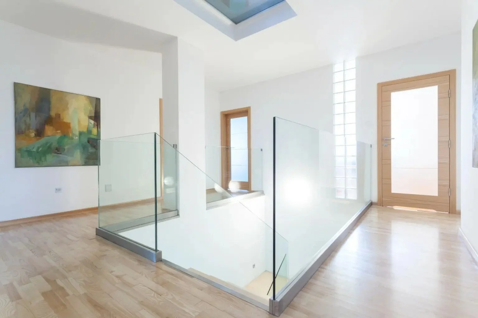 How to choose the right glass balustrades for your project