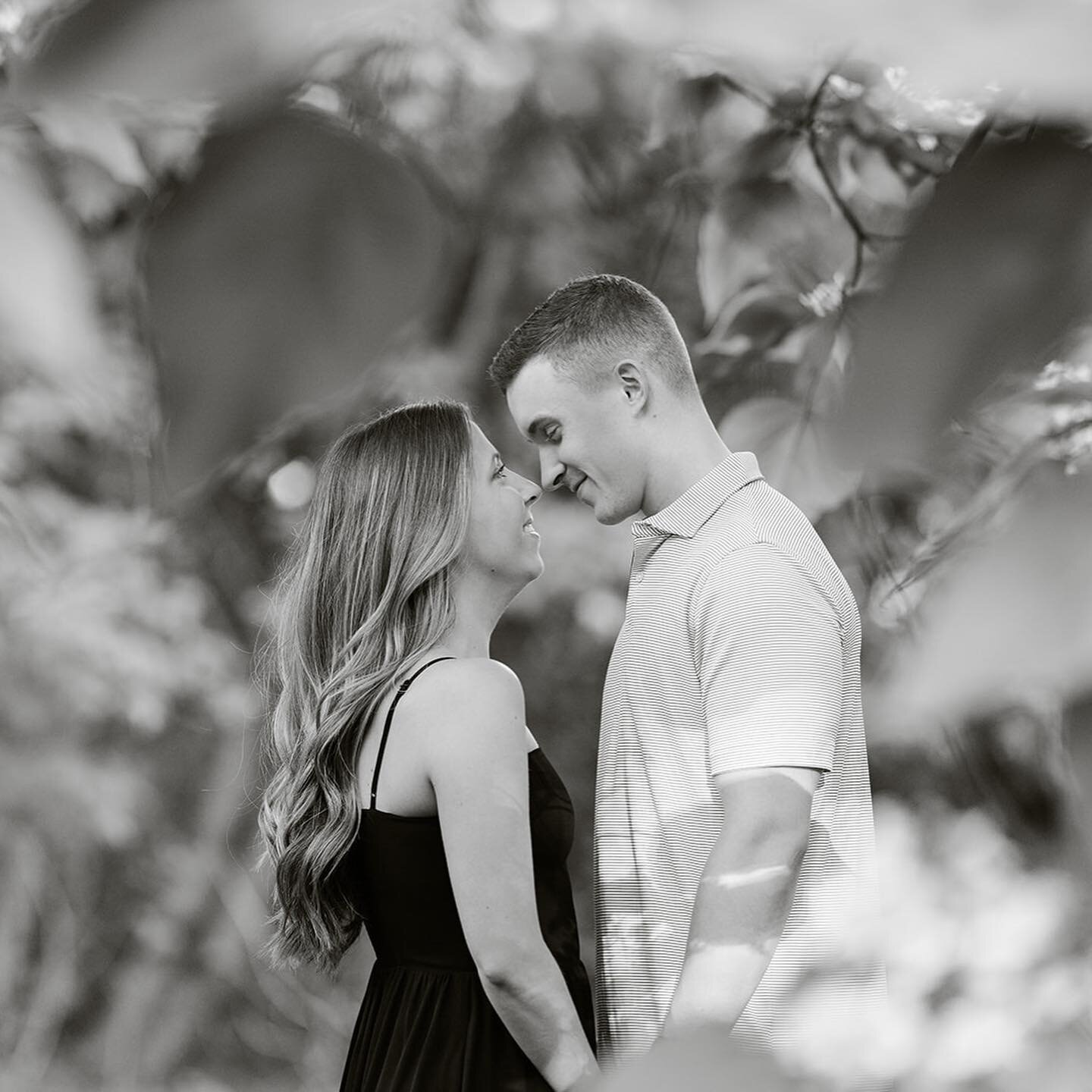 The way these two look at each other 🤩 // Michaela &amp; Bradley in black &amp; white // @cranbrookhouseandgardens 
.
.
.
#cranbrook #detroitweddingphotographer #detroitengagementphotographer #michiganweddingphotographer #michiganengagementphotograp