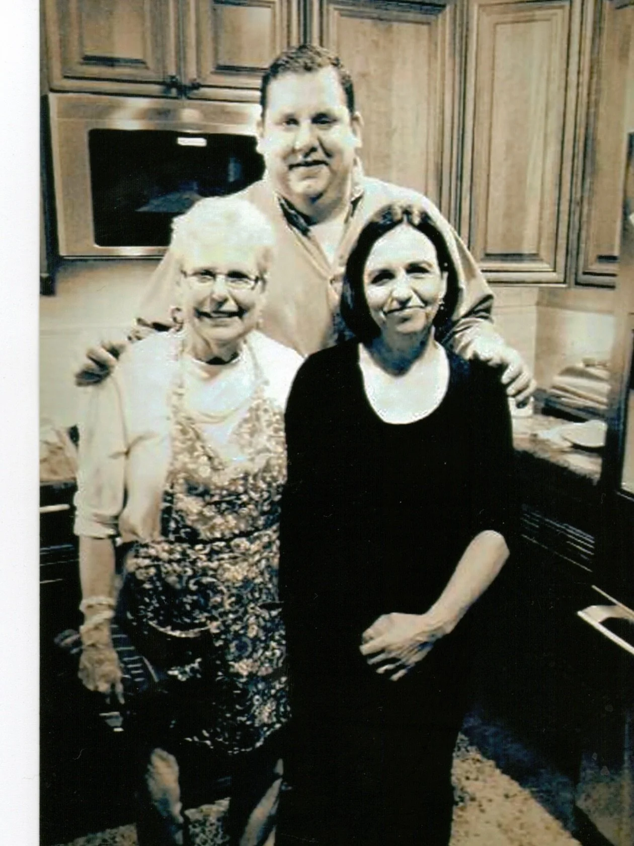 Happy Mothers Day To All Mothers. These are some special  Moms in my life. Happy Heavenly Mothers Day Mom🥰🥰💐💐💐💐💐💐💐💐💐